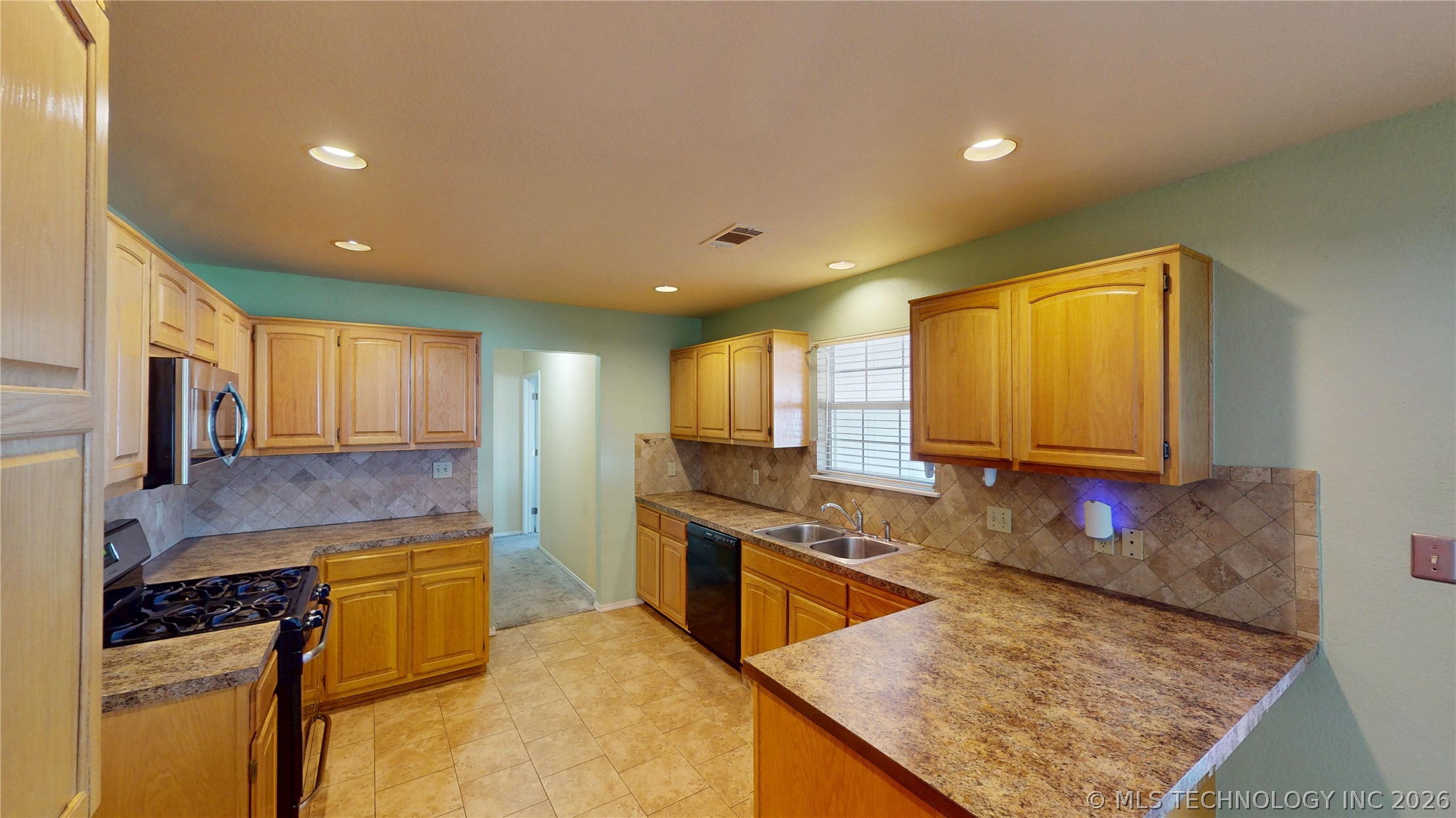 8047 Vintage Trace Drive Property Photo 8
