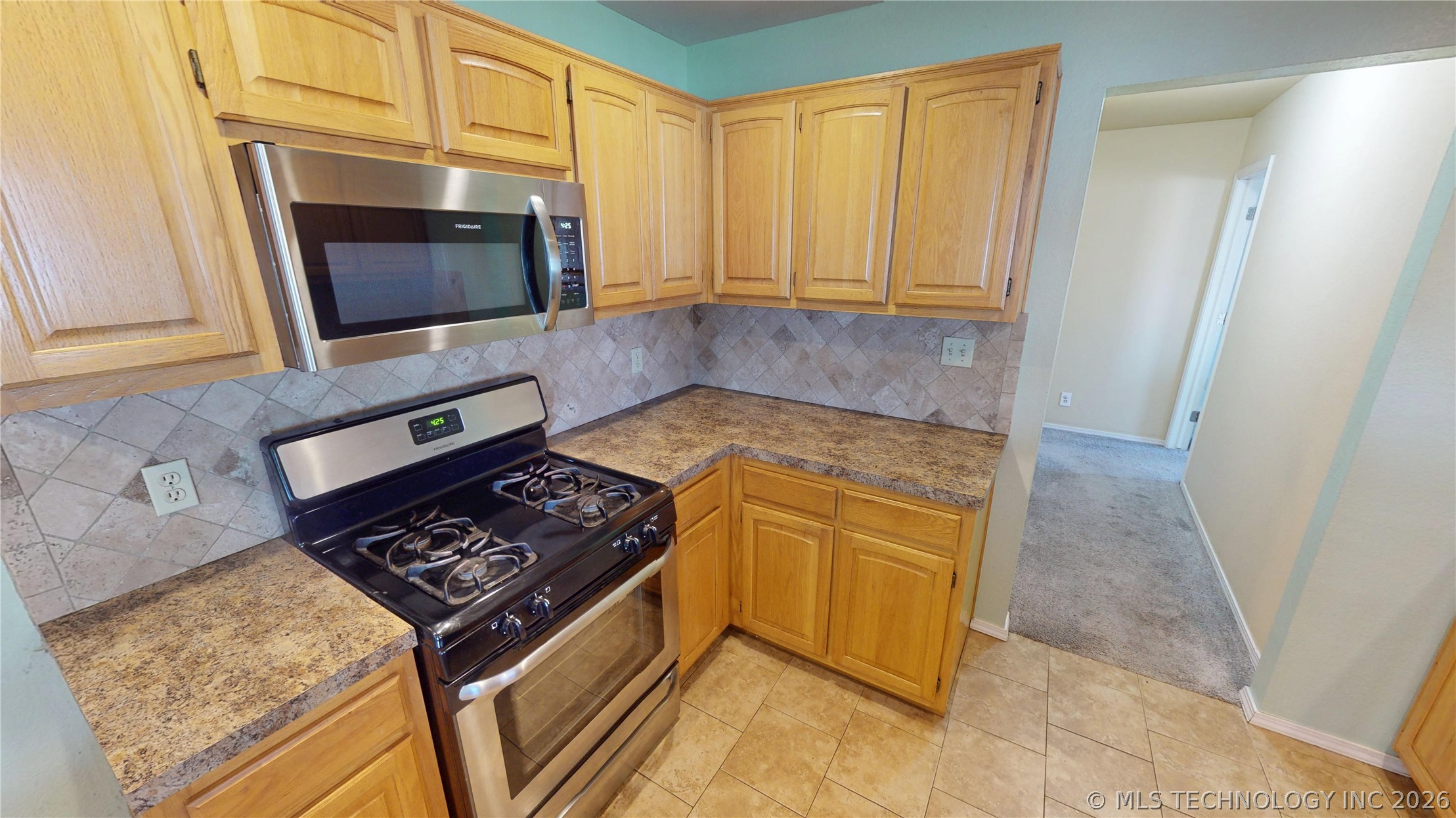 8047 Vintage Trace Drive Property Photo 11