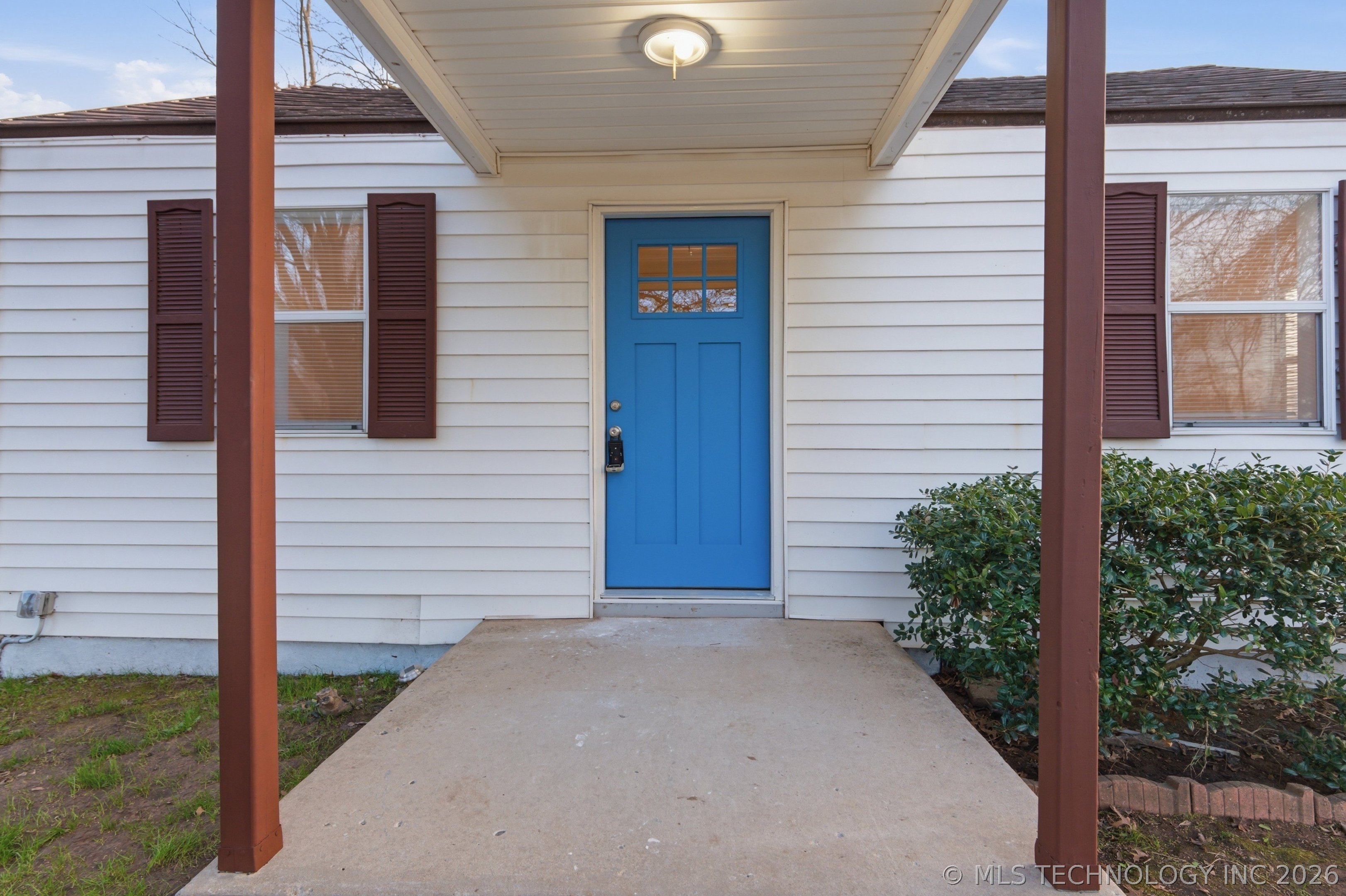 2606100 Property Photo 5