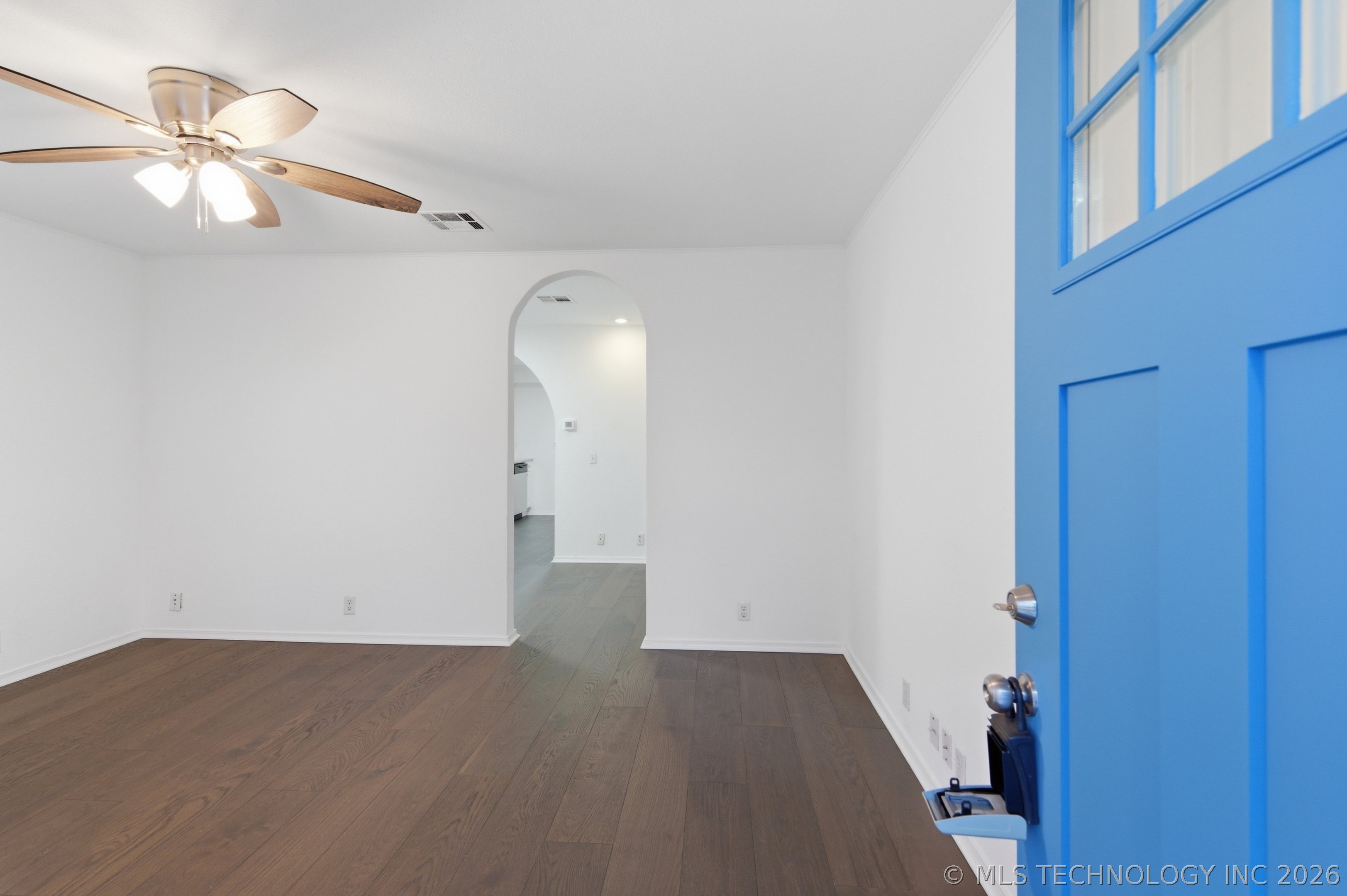 2606100 Property Photo 6