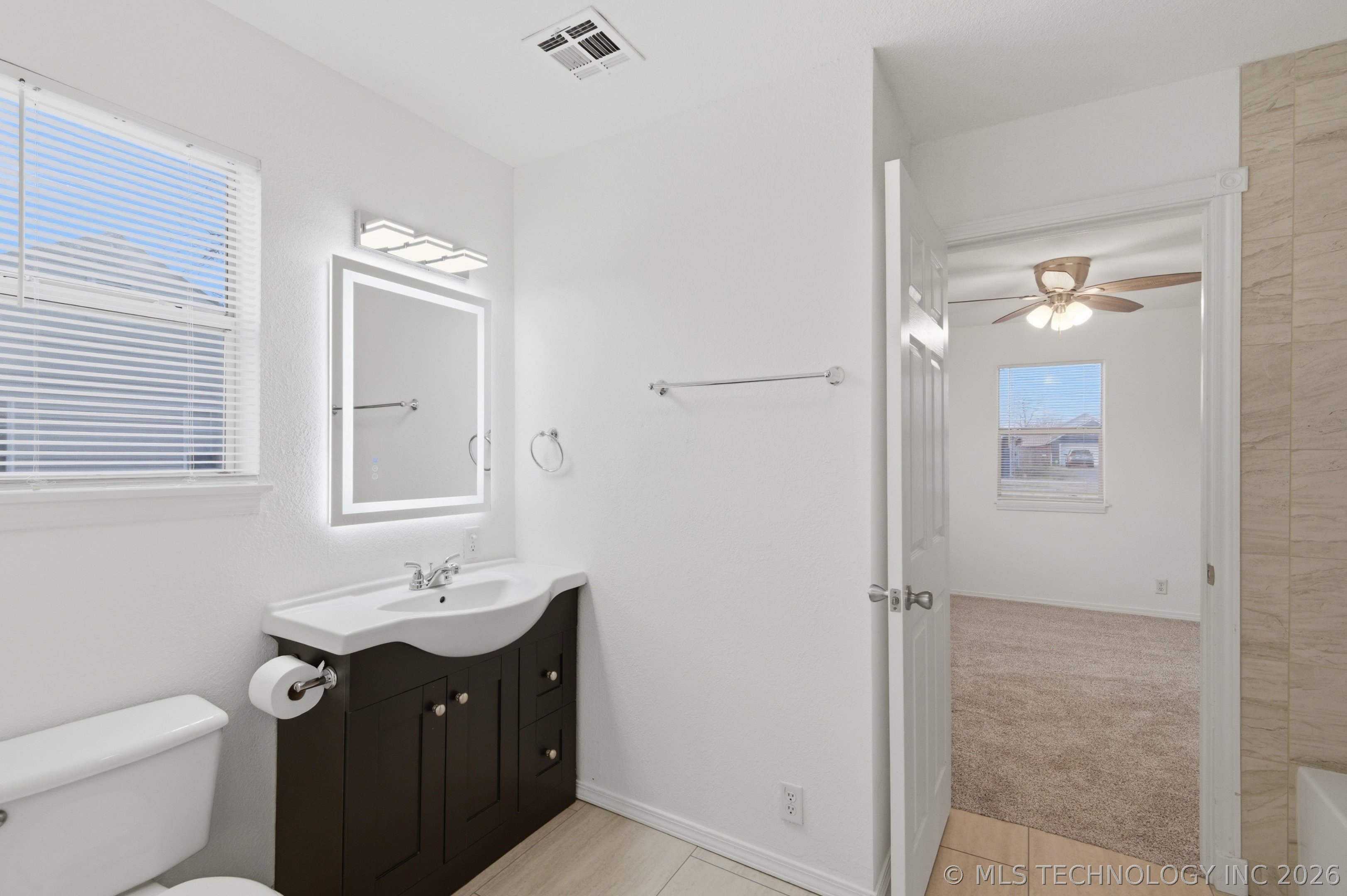 2606100 Property Photo 14