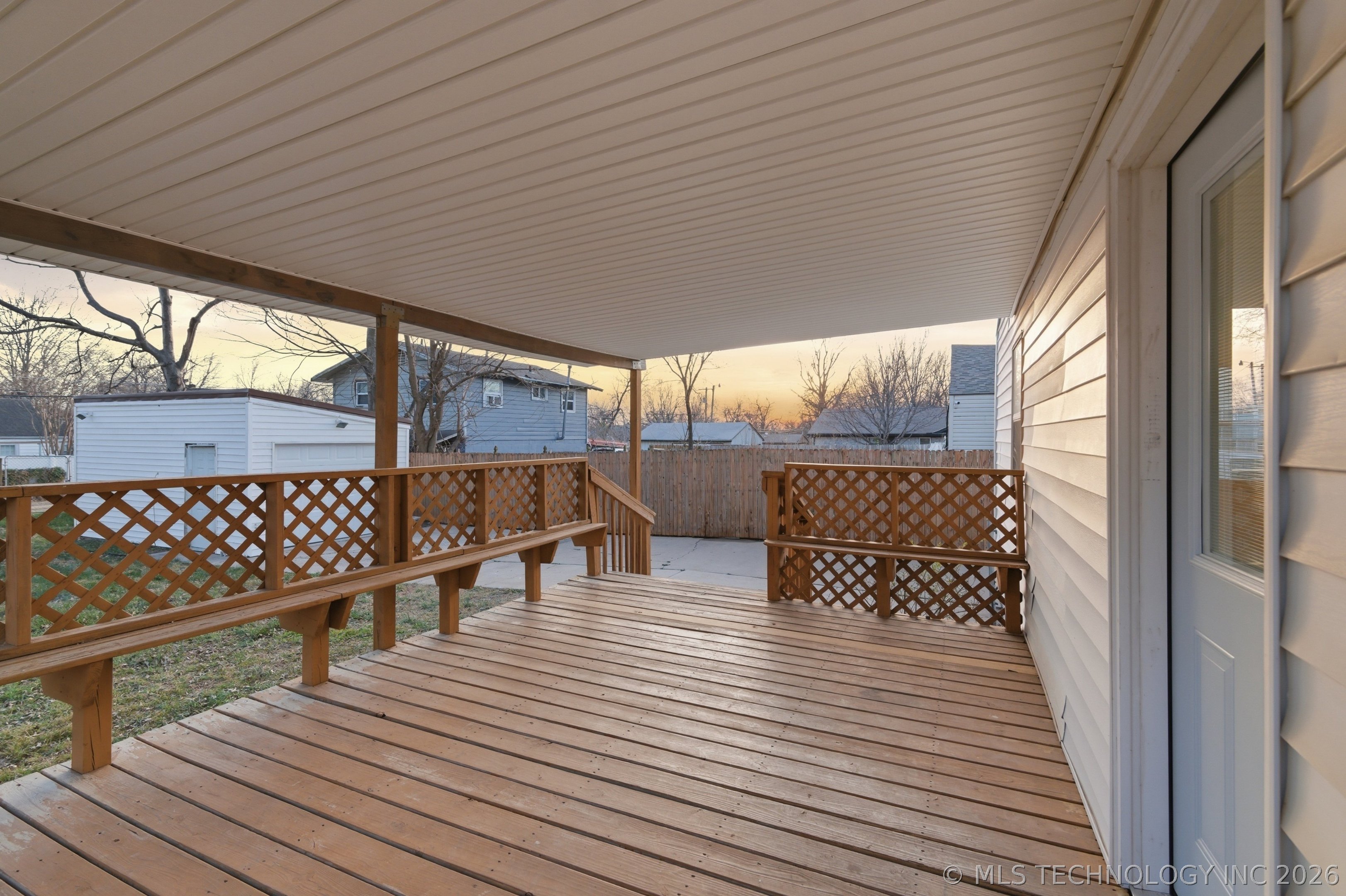 2606100 Property Photo 18