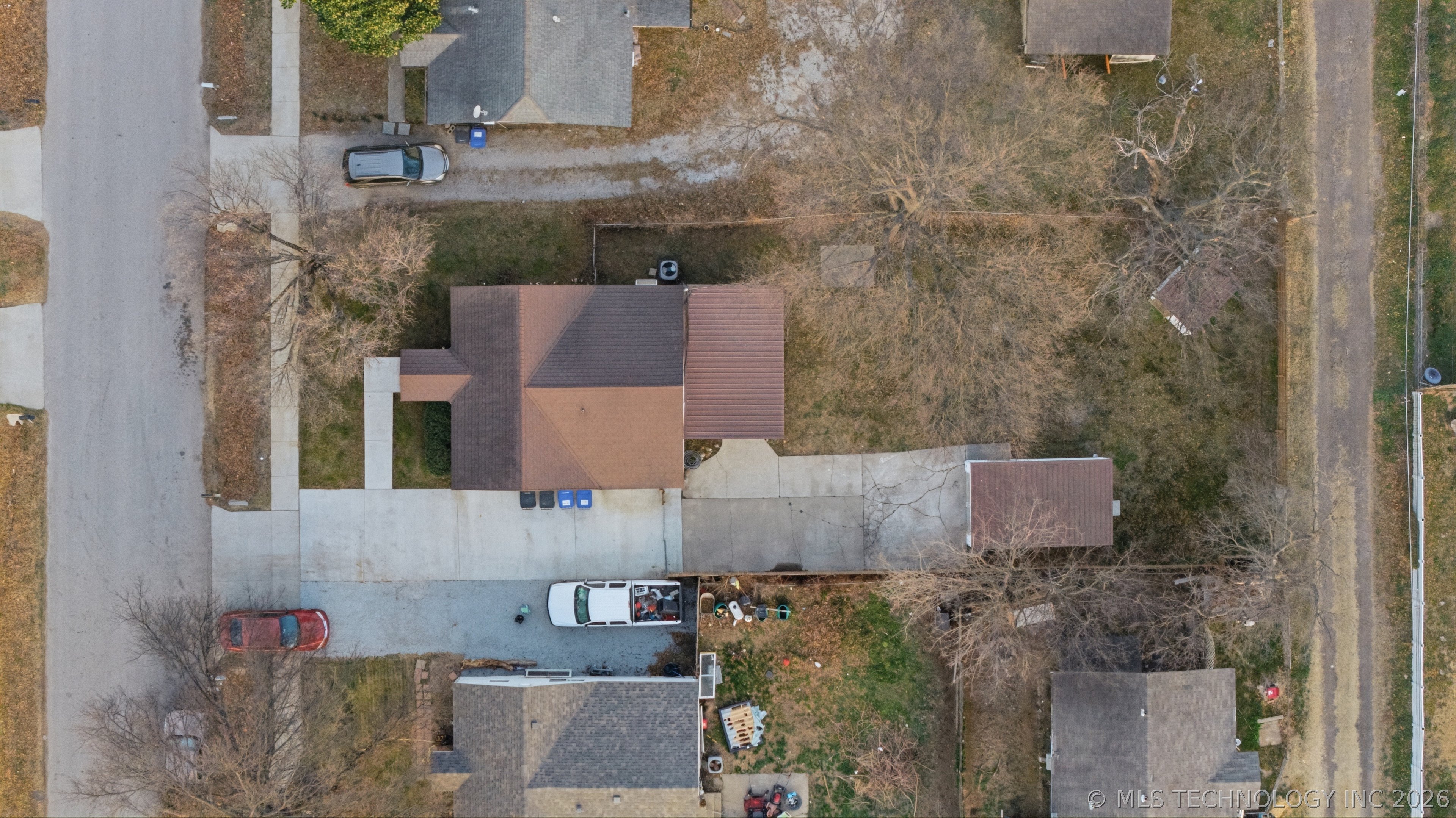 2606100 Property Photo 22