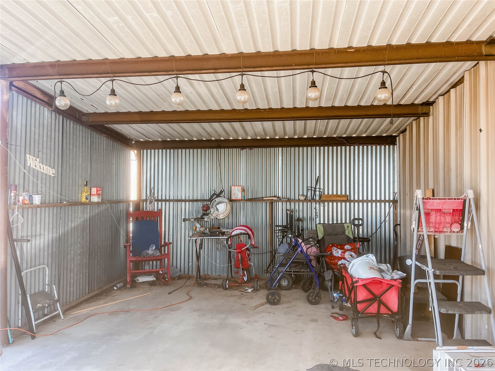 113691 S Douglas Street Property Photo 7