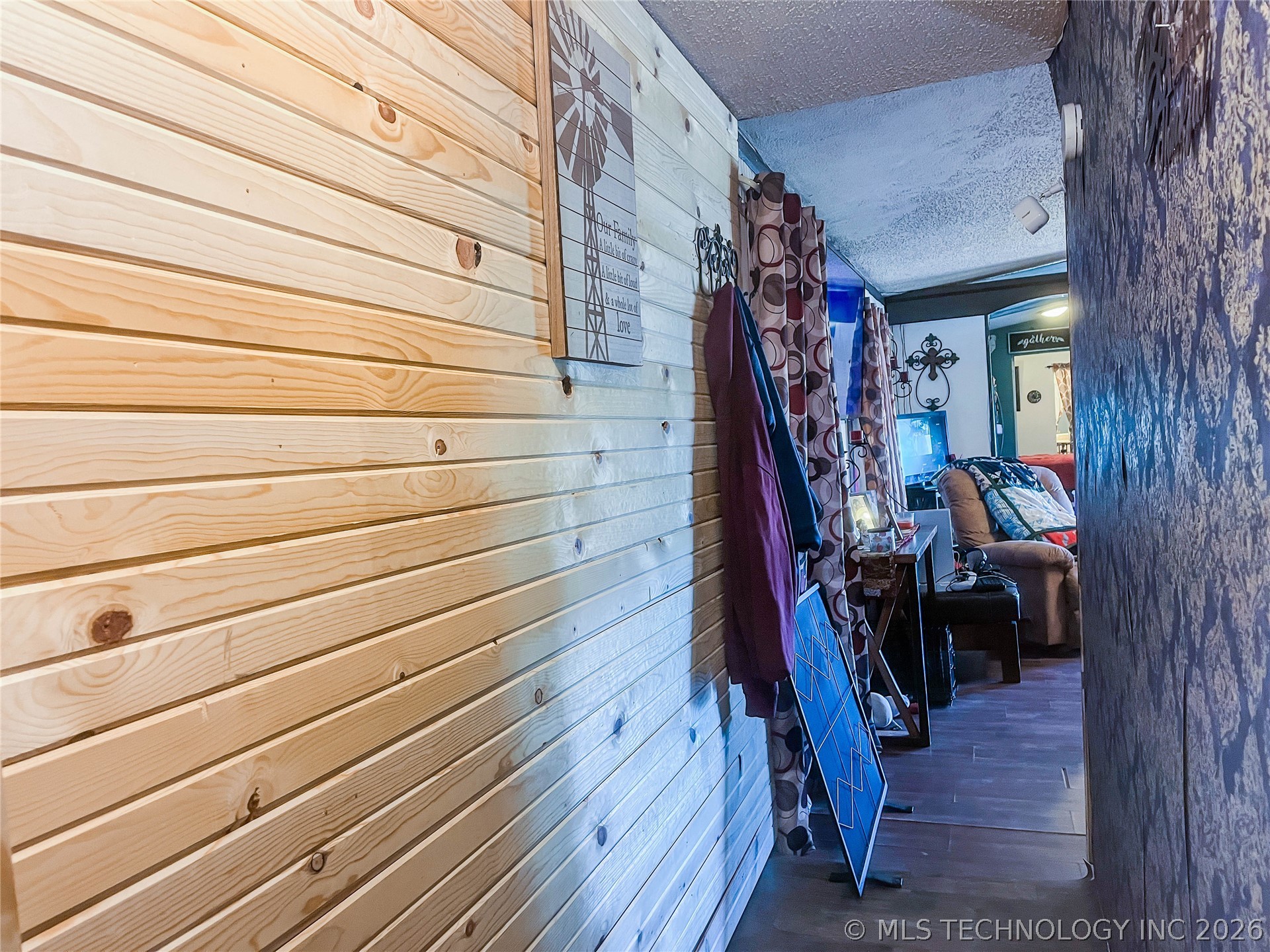 113691 S Douglas Street Property Photo 25