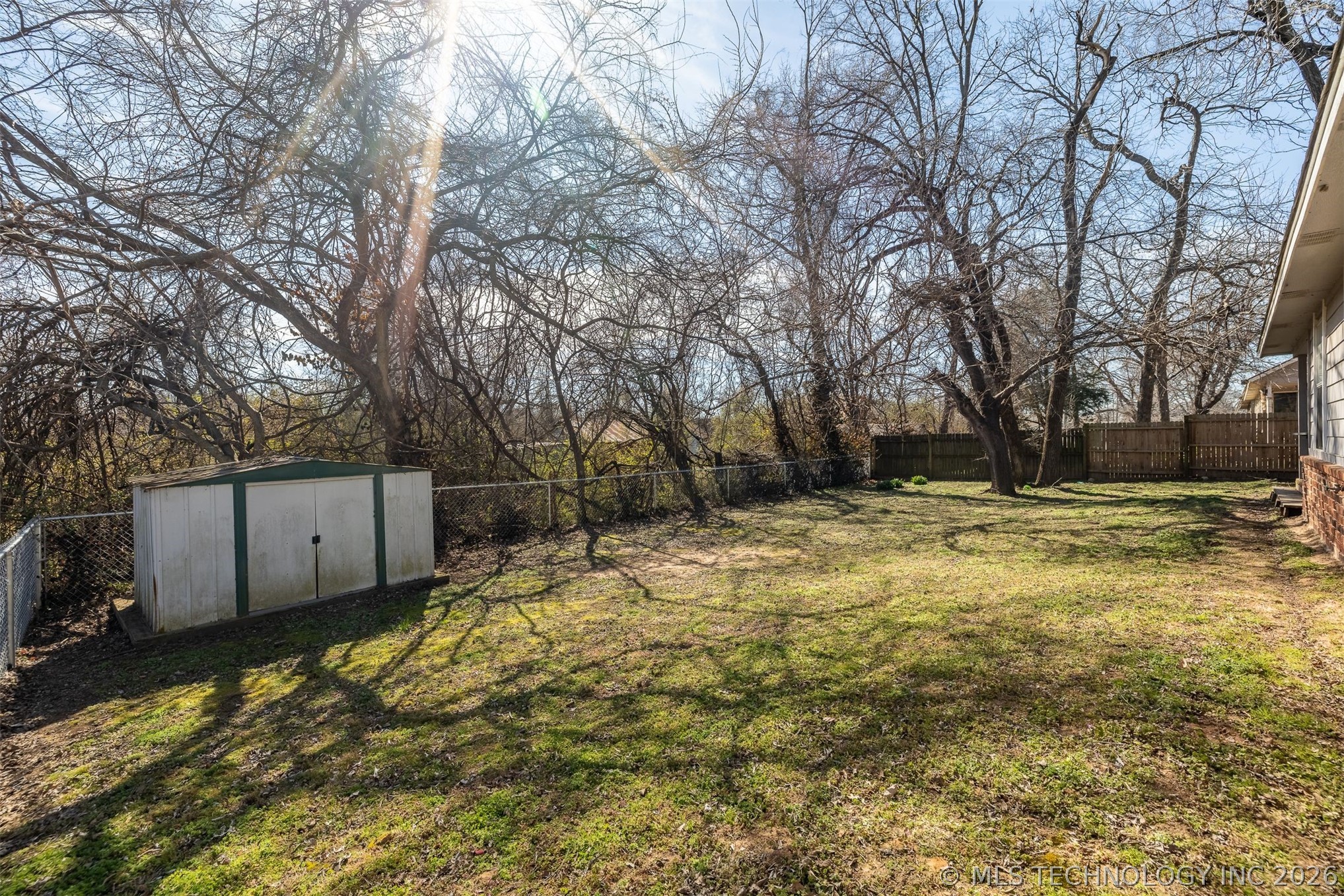 111 W Redwood Street Property Photo 19