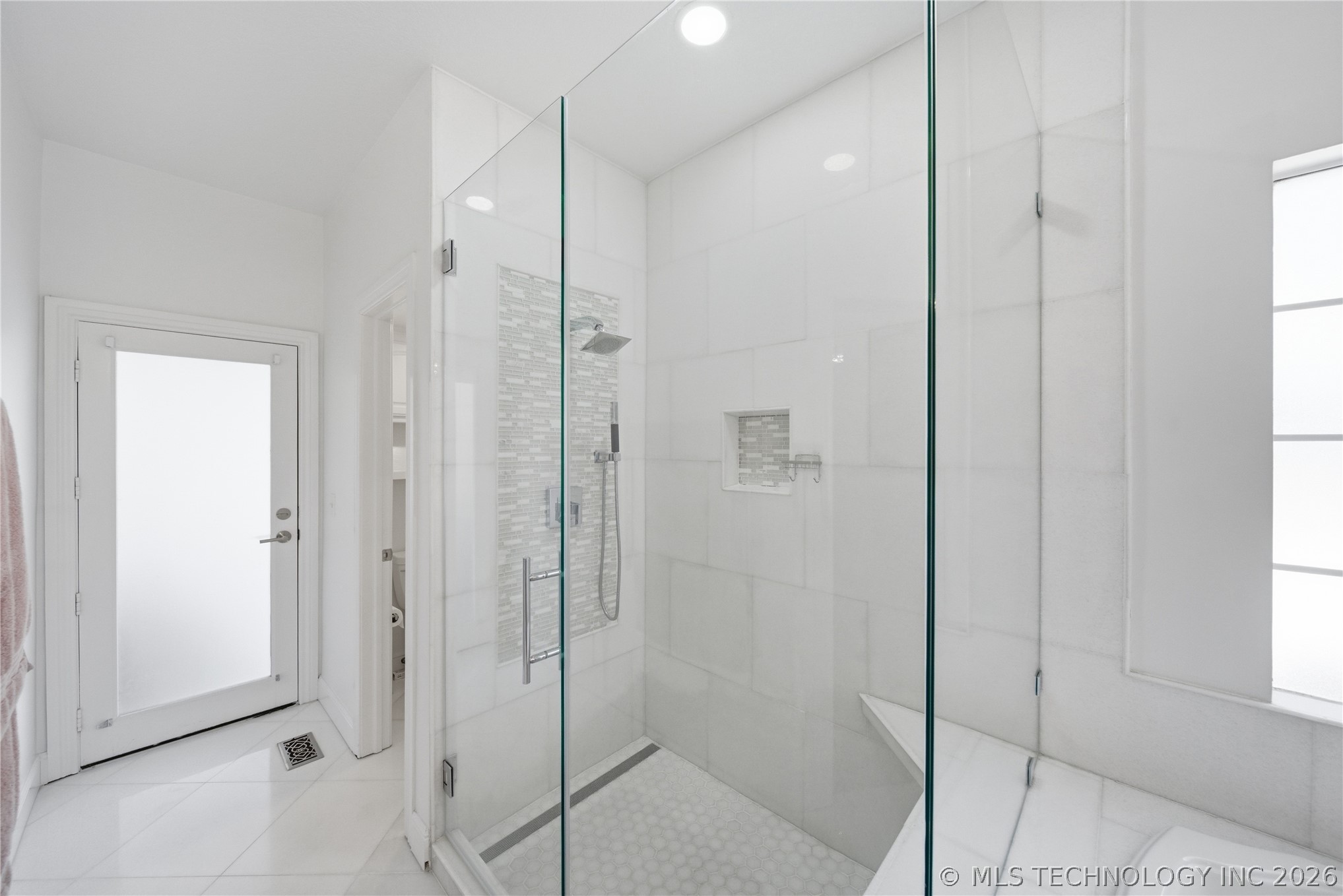 3615 E 102nd Street Property Photo 11