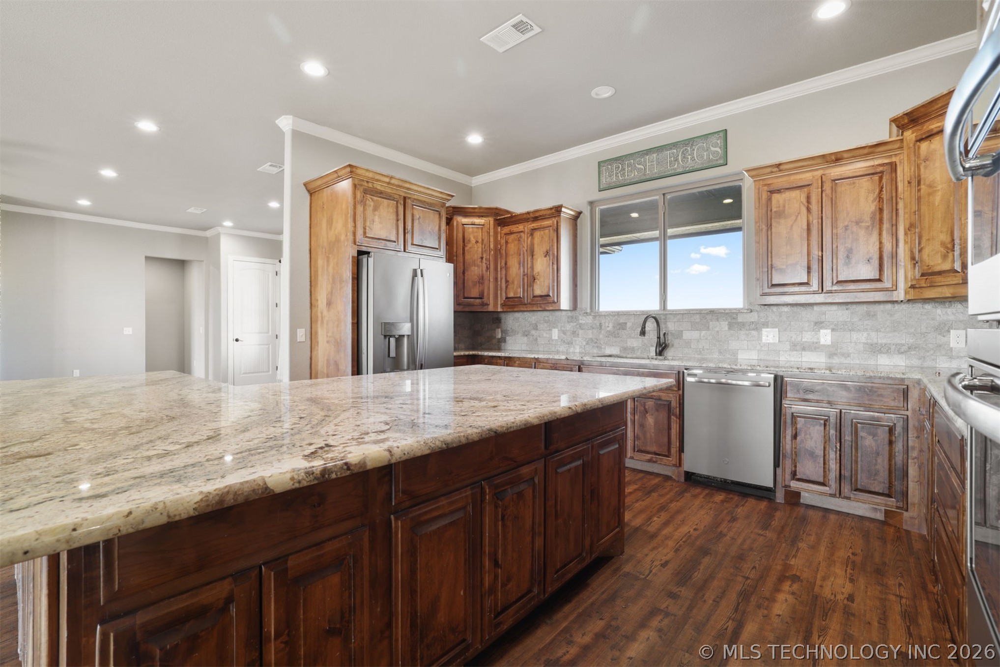 777 Sterret Property Photo 11