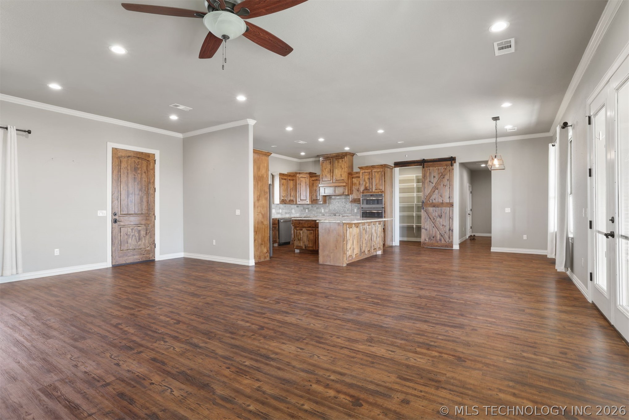 777 Sterret Property Photo 12