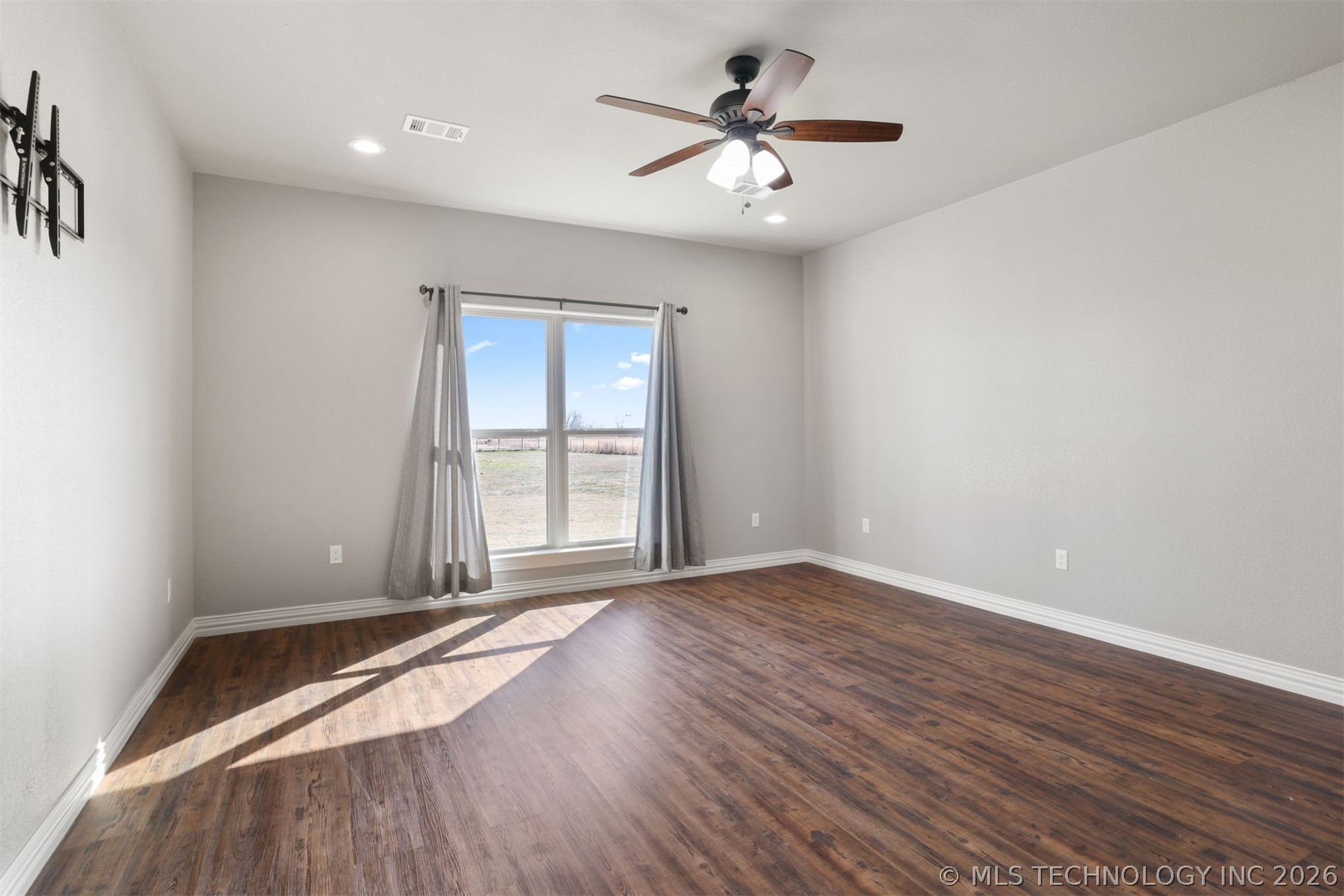 777 Sterret Property Photo 15