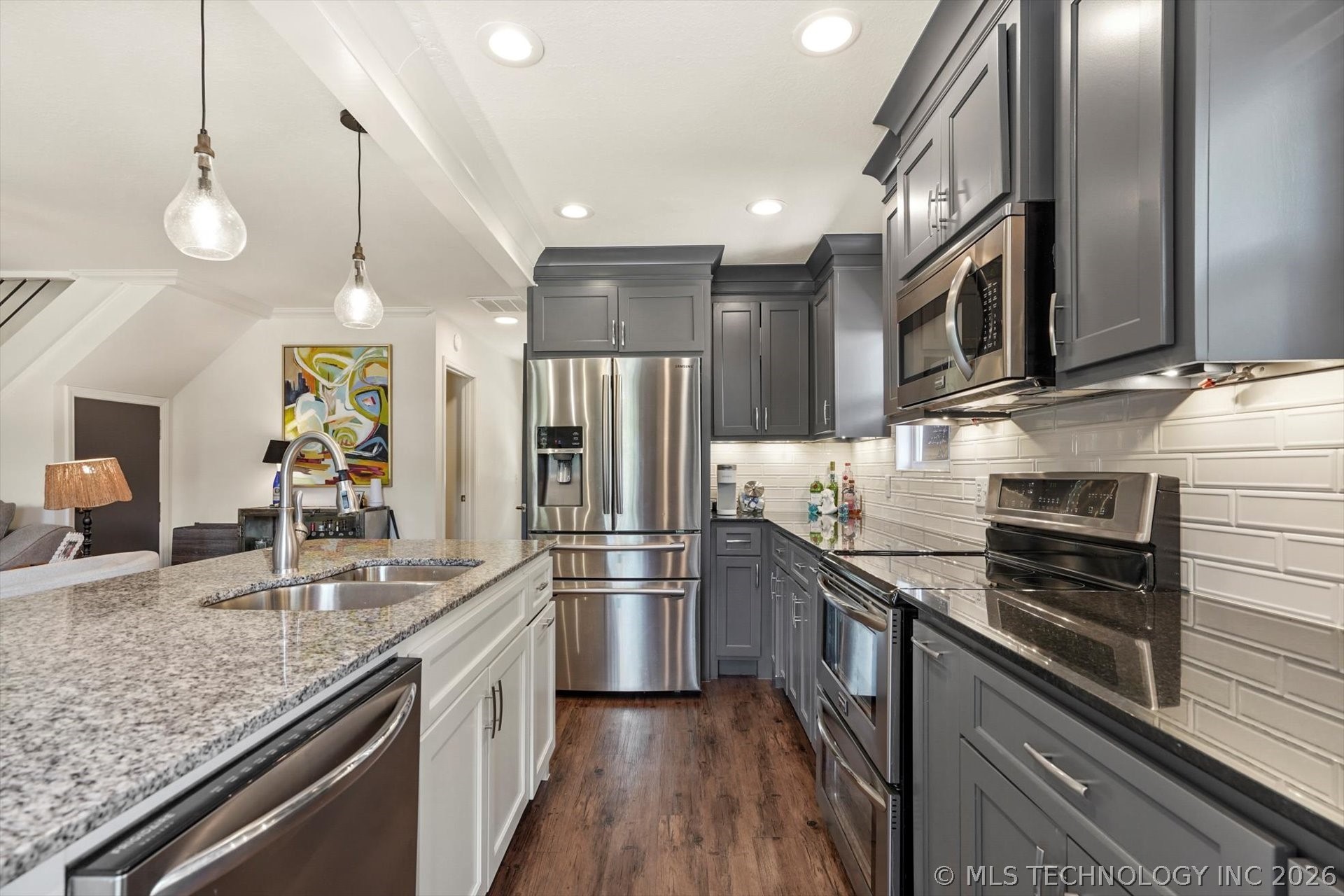 431 Summerside Lane Property Photo 13