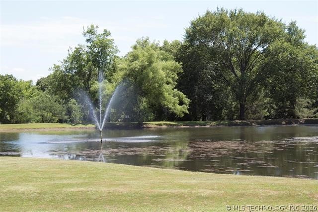 1928 Red Oak Property Photo 1