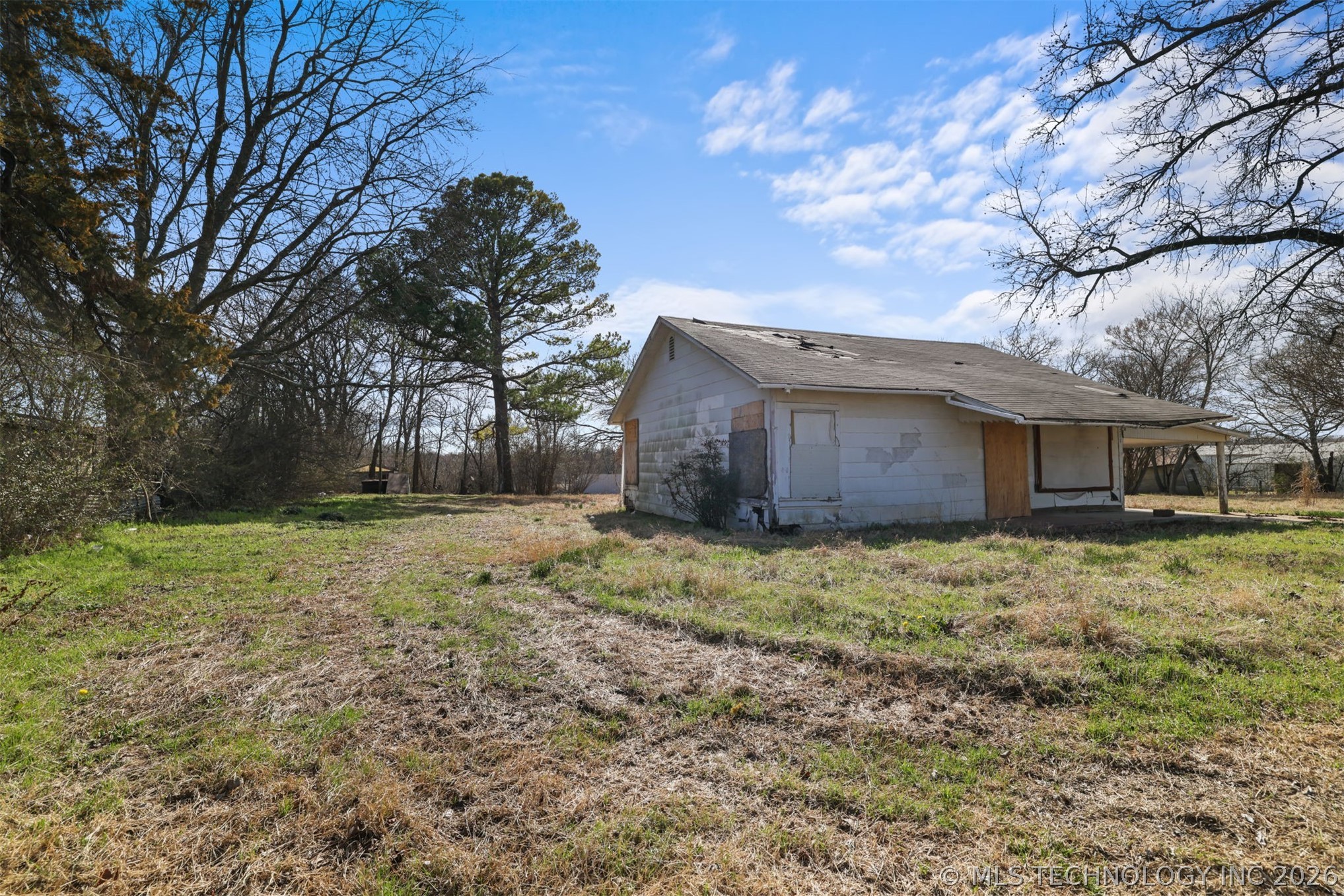711 Blanchard Property Photo 4