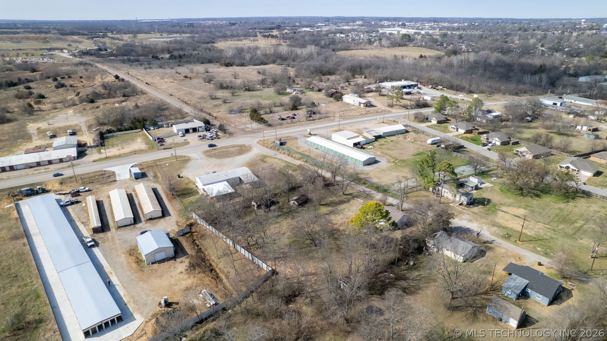 711 Blanchard Property Photo 10