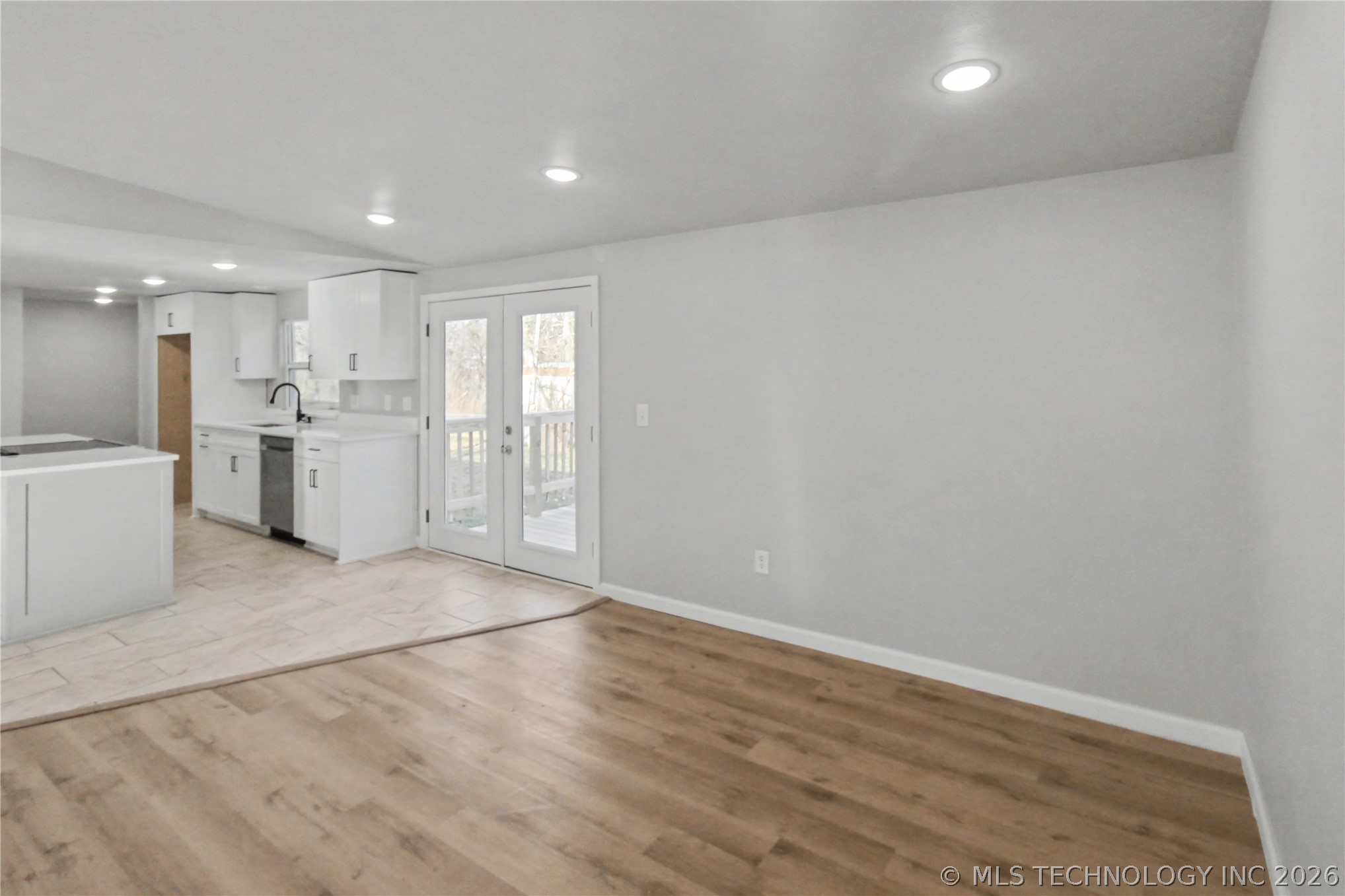 103 Whitney Lane Property Photo 12