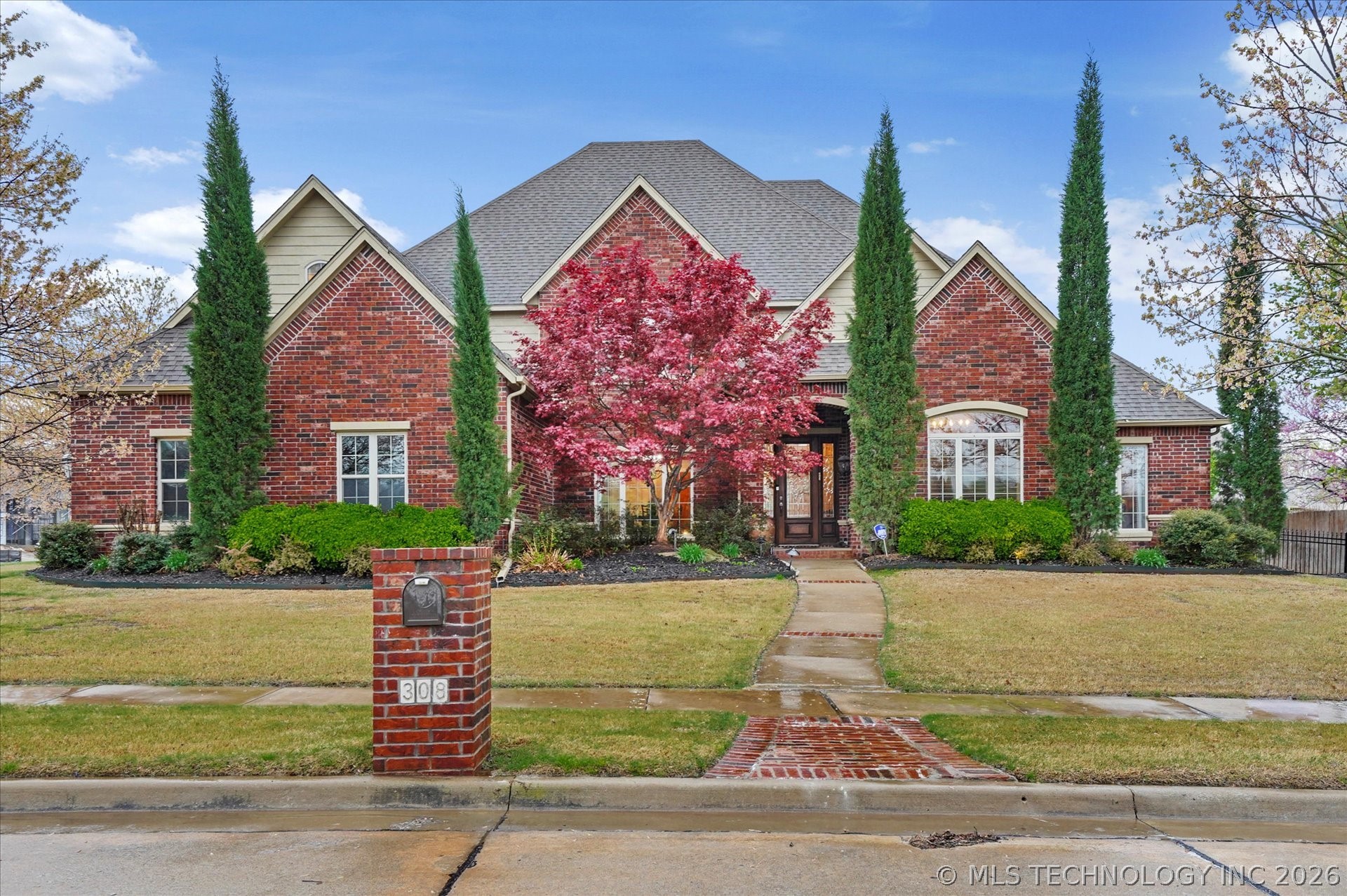 308 S 78th Street Property Photo 1
