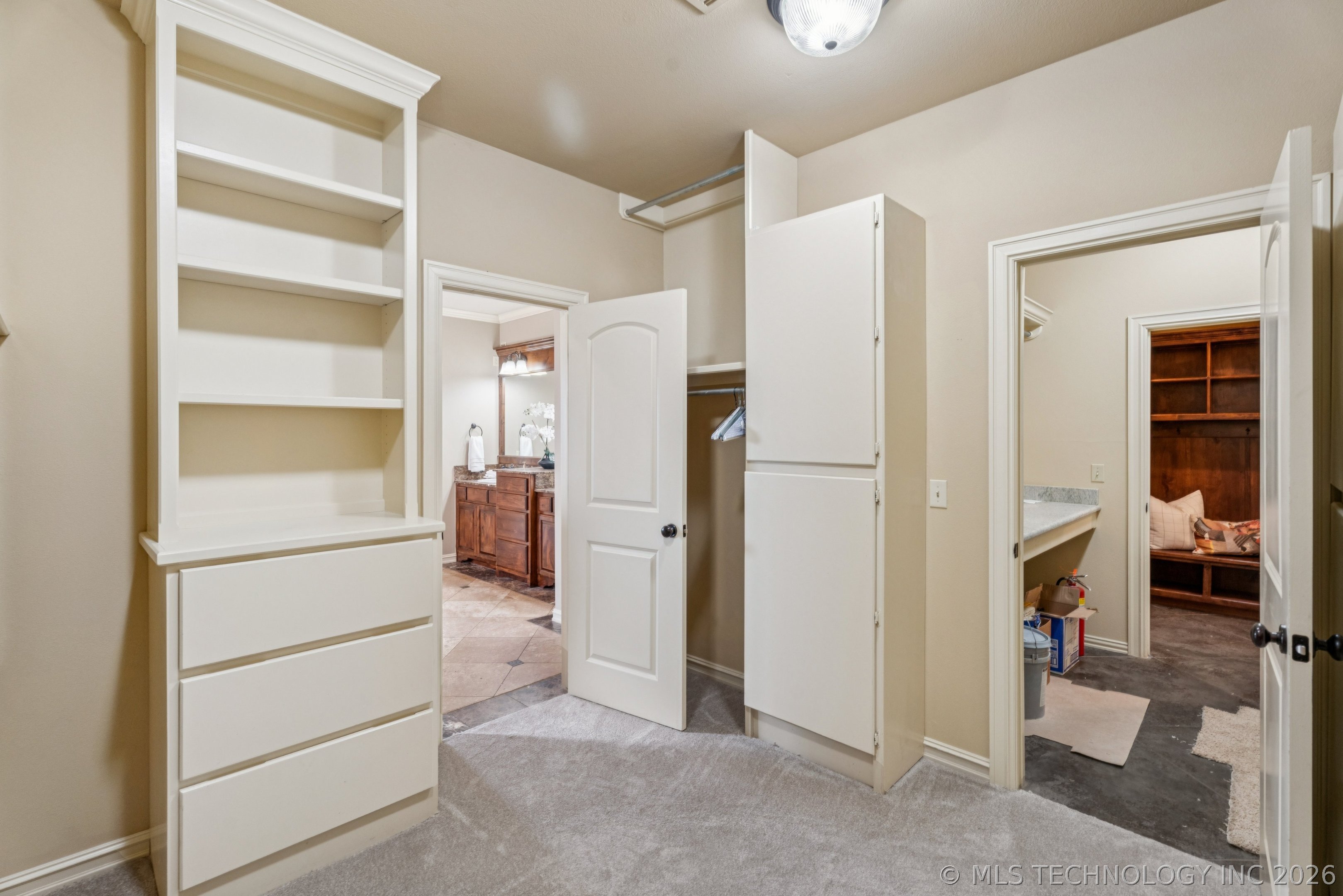 664 W 78th Street Property Photo 34
