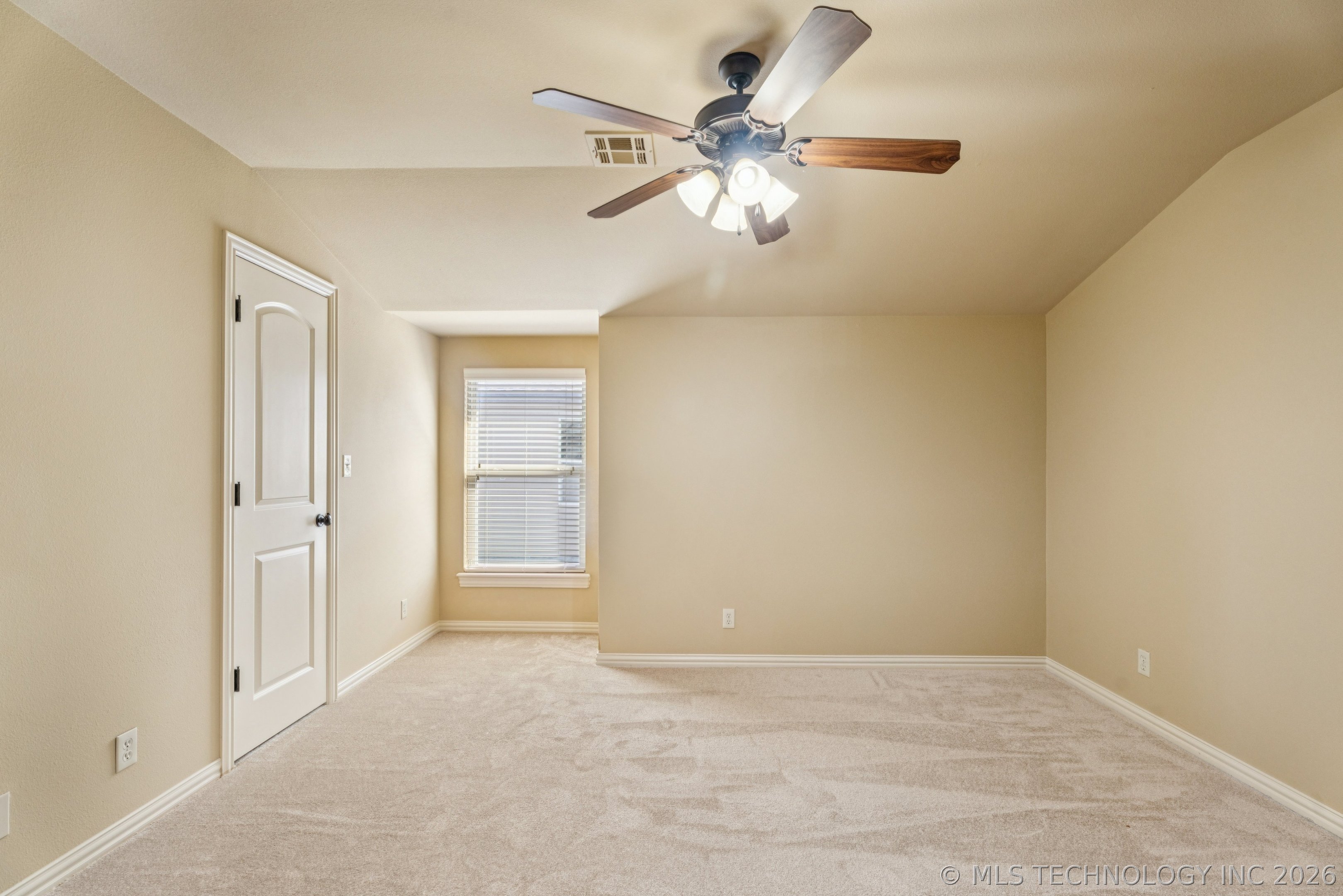 664 W 78th Street Property Photo 41