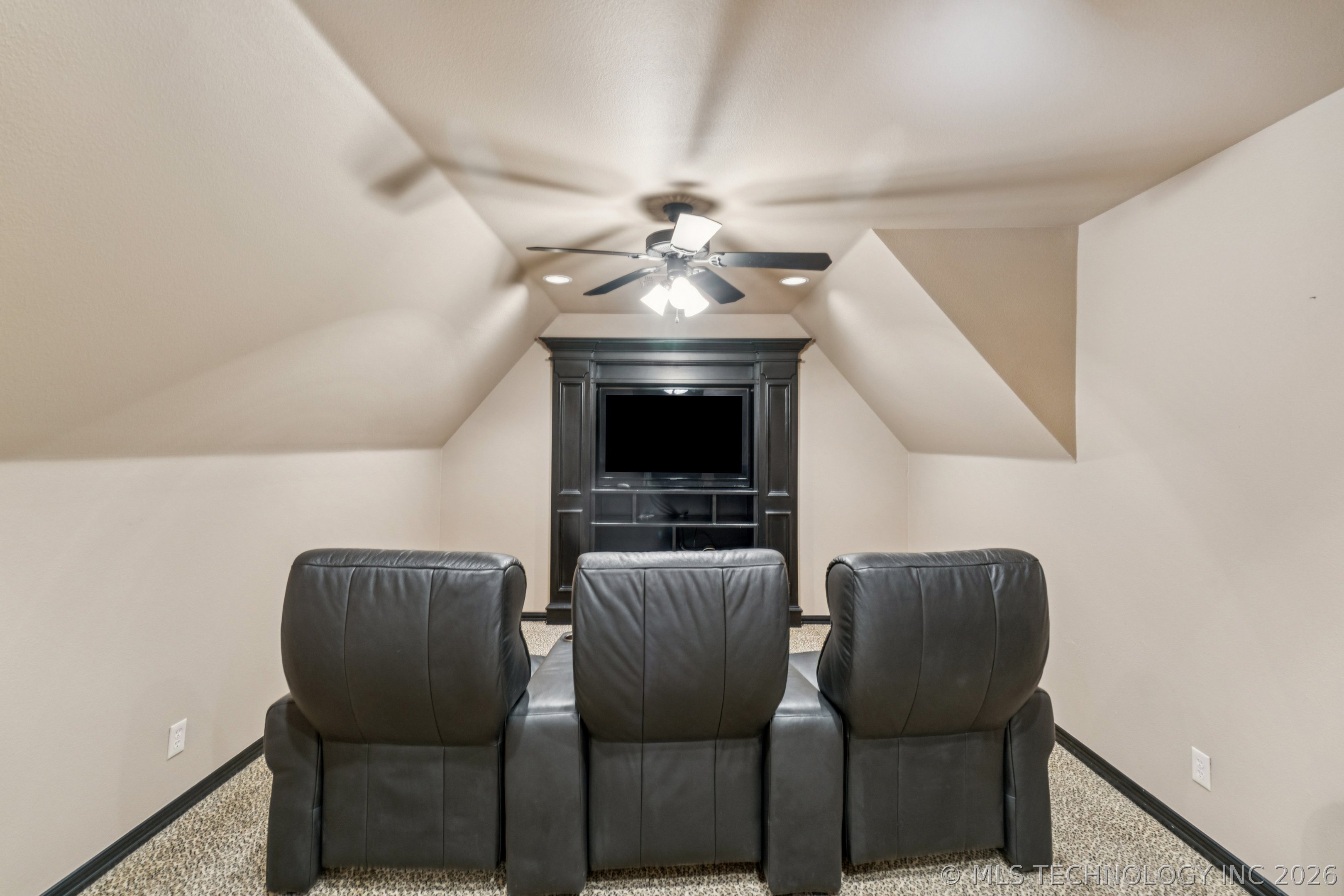 664 W 78th Street Property Photo 45
