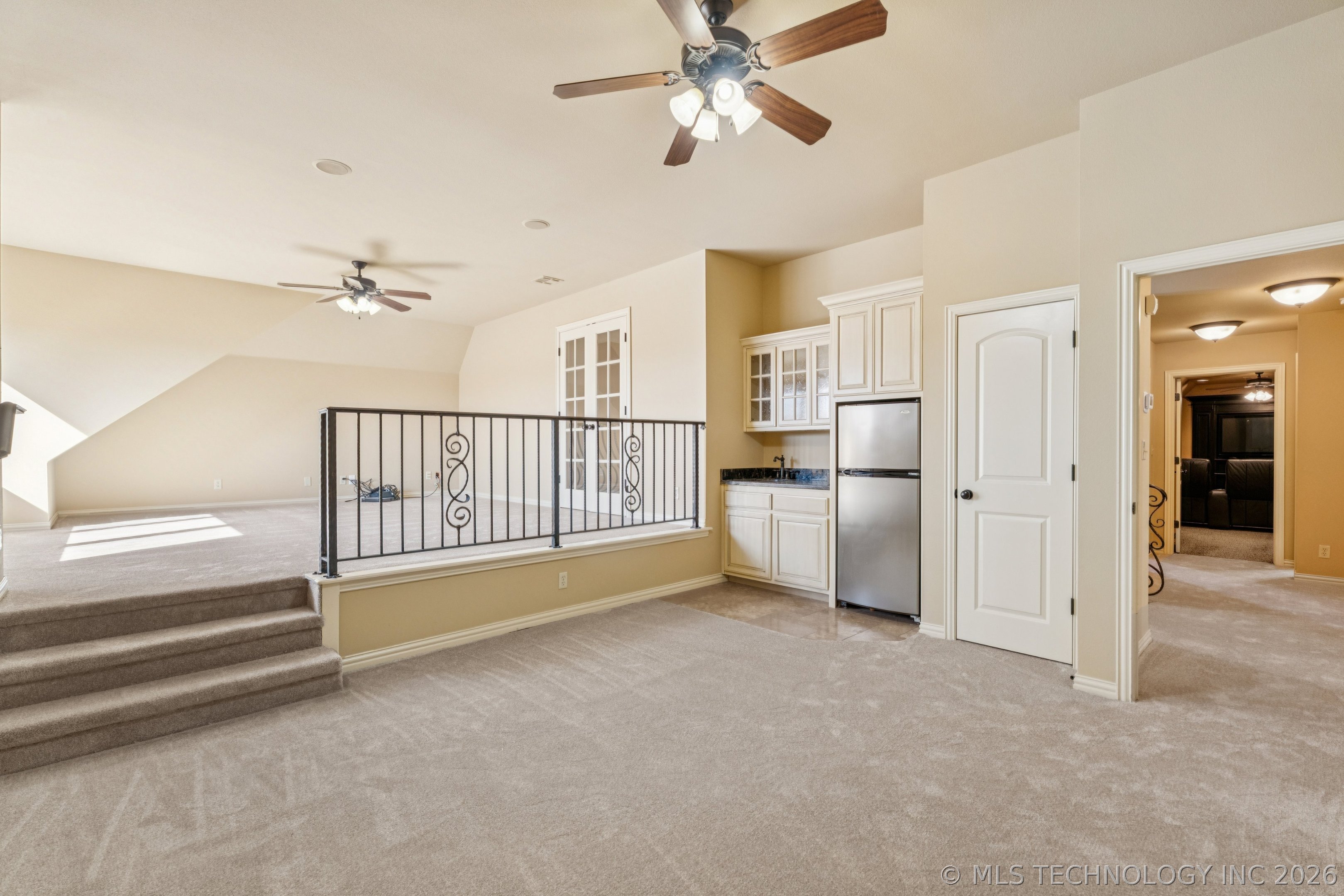 664 W 78th Street Property Photo 48