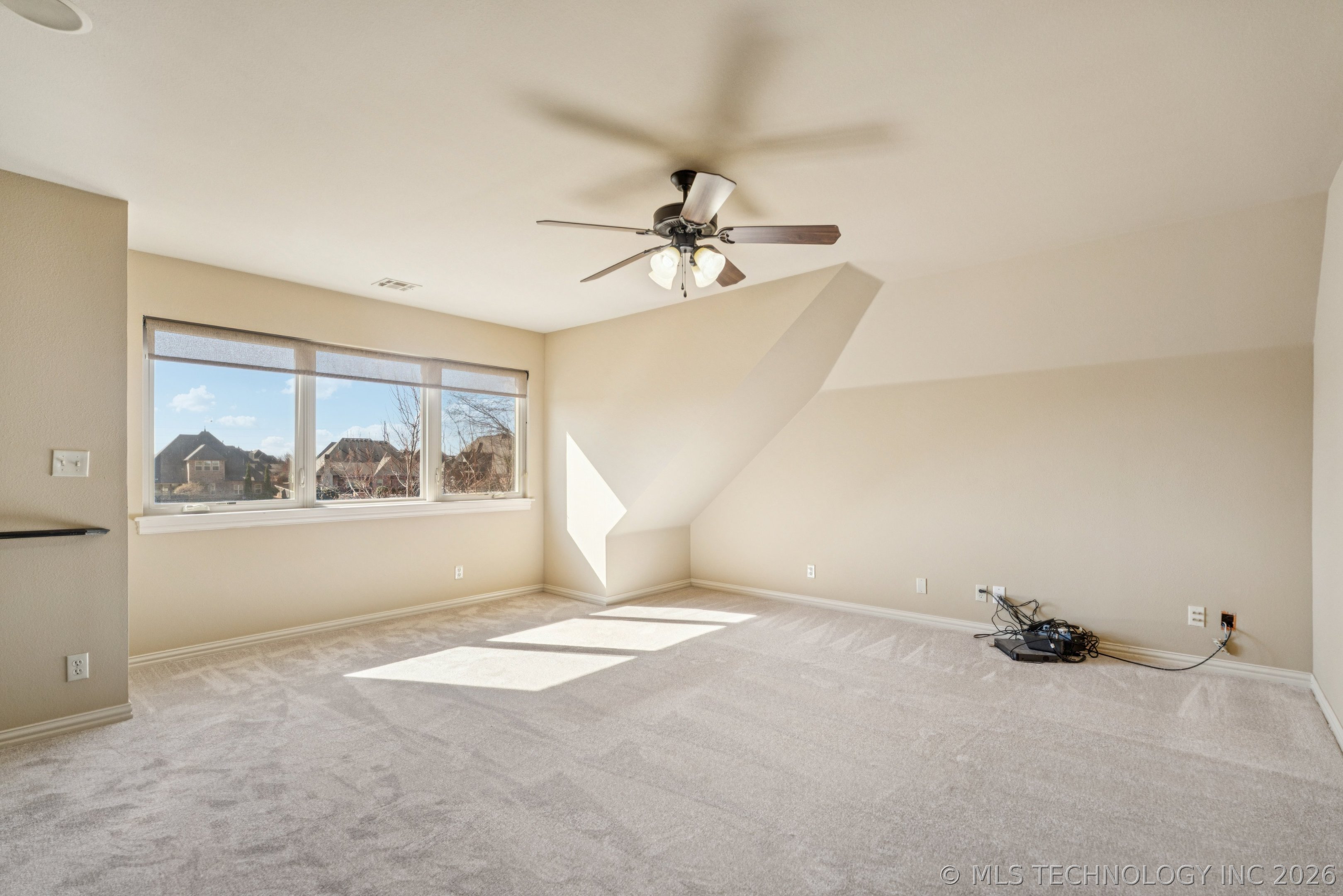 664 W 78th Street Property Photo 49