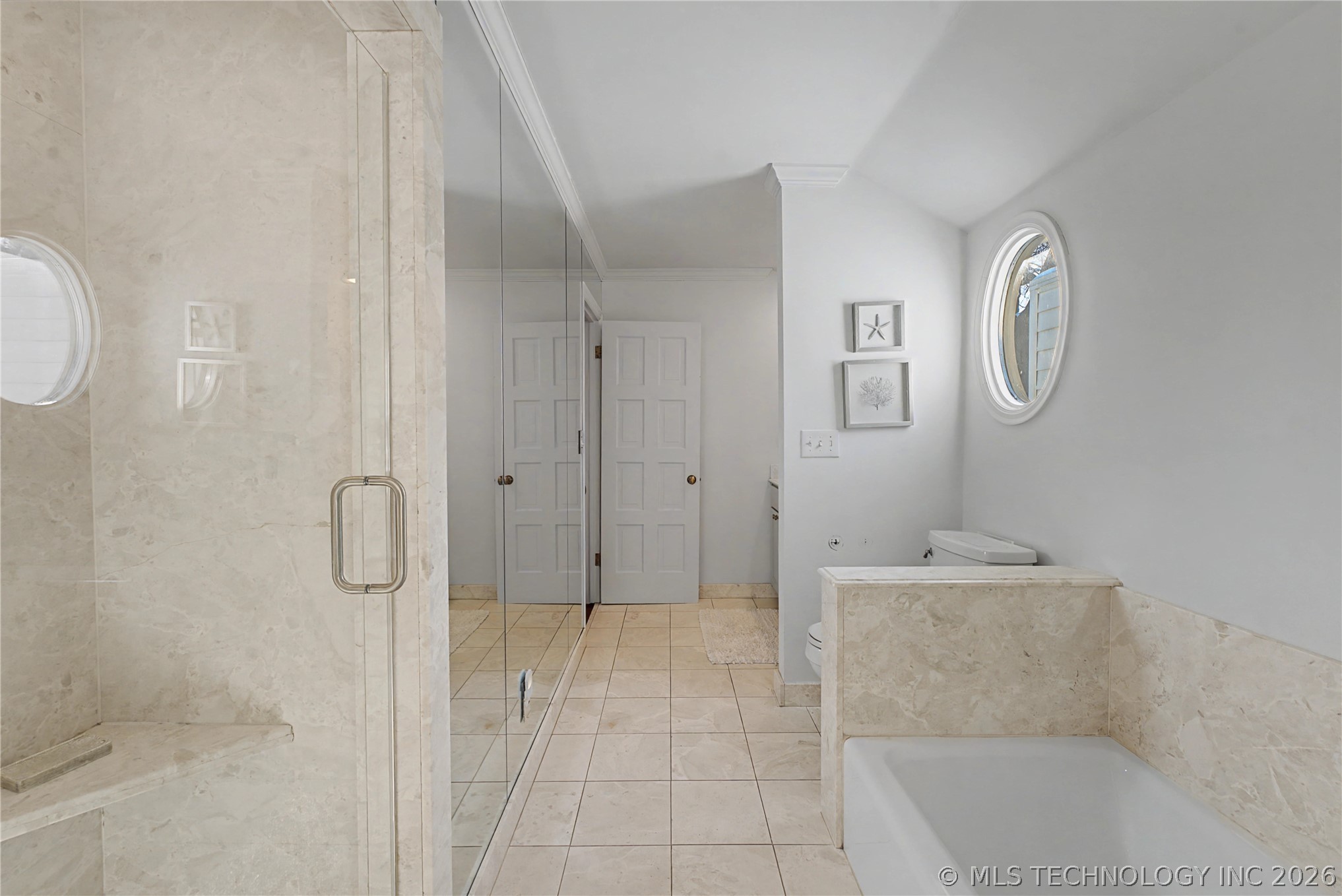 2126 E 24th Street Property Photo 32