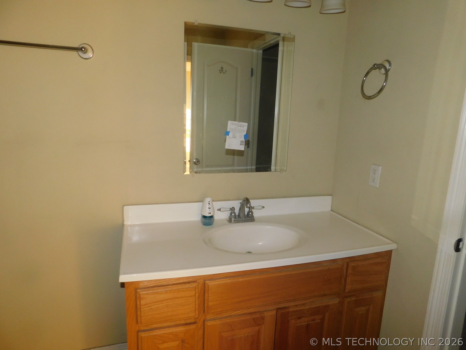 601 Meadowlark Lane Property Photo 8