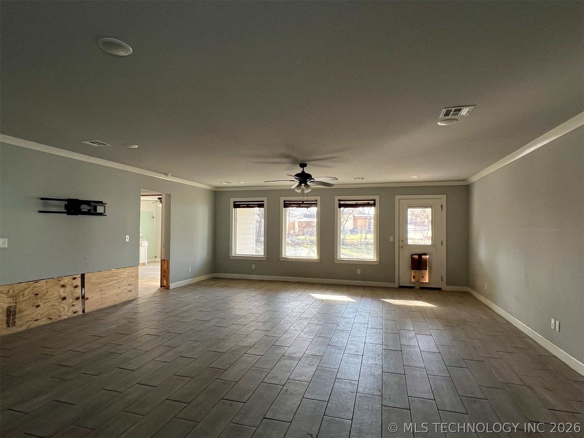 606 N 9 Street Property Photo 9