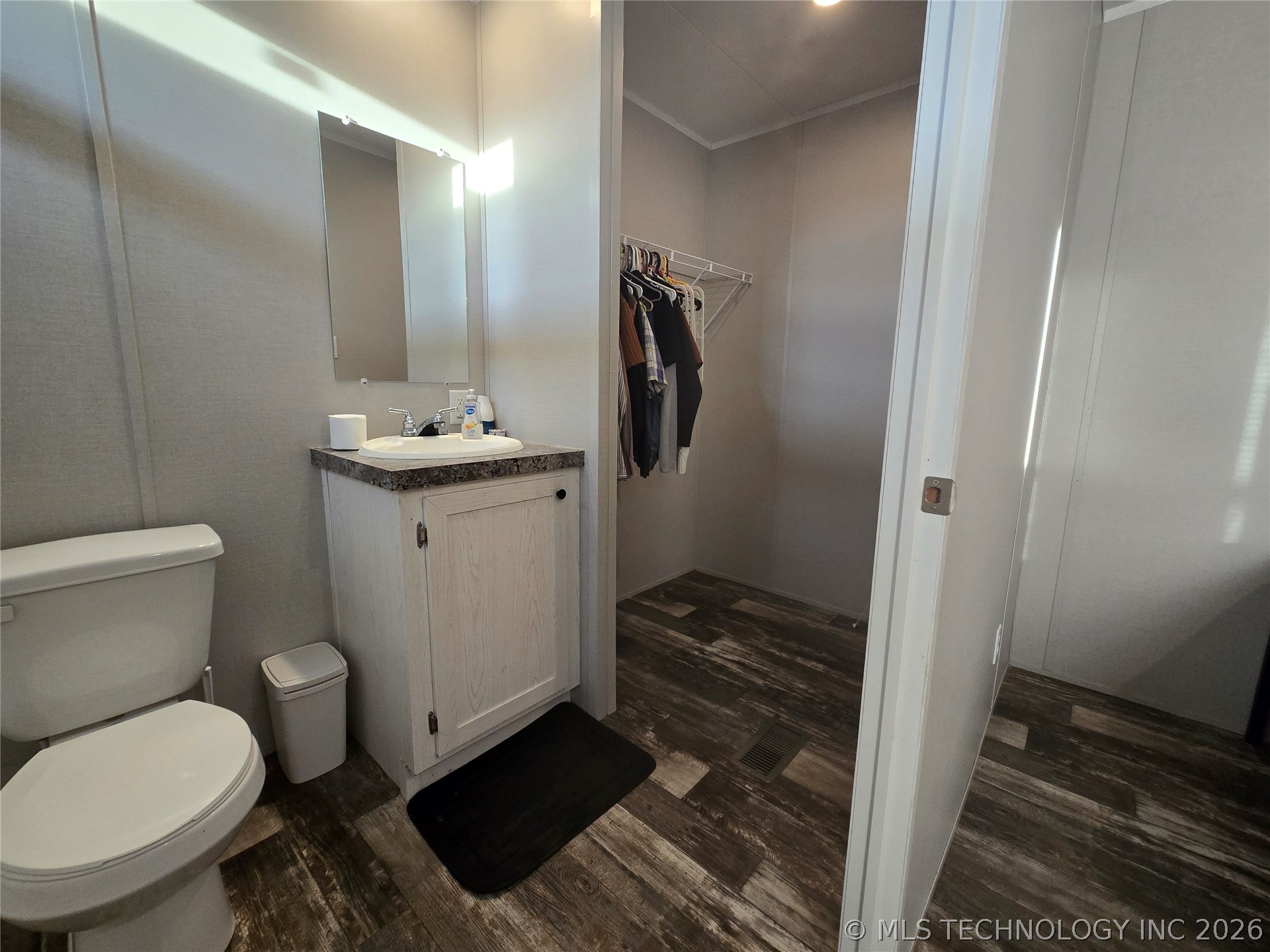 19695 S 533 West Avenue Property Photo 6