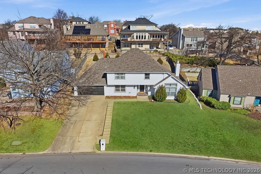 6115 E 77th Street Property Photo 3