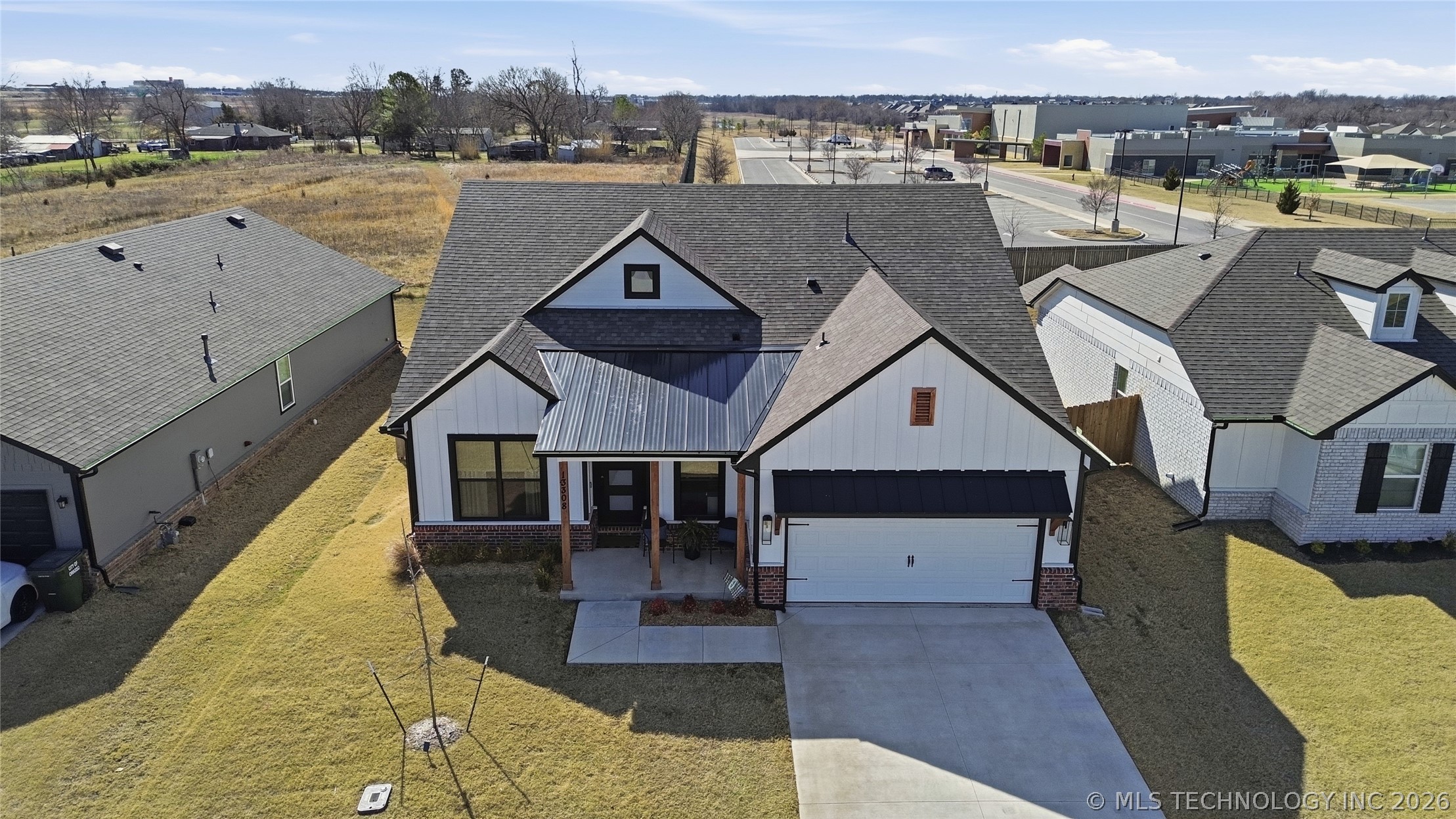 13308 E 123rd Place N Property Photo 4