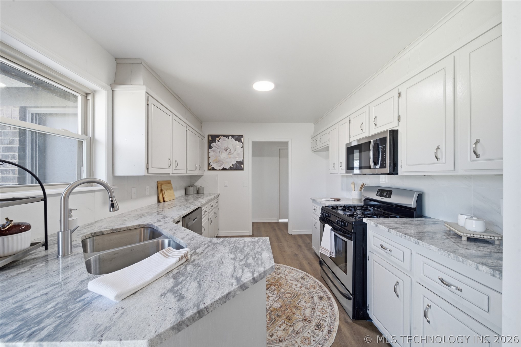 1539 S 124th Avenue Property Photo 11