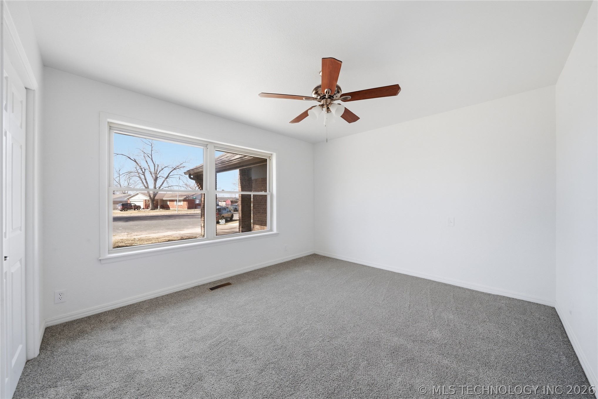 1539 S 124th Avenue Property Photo 16