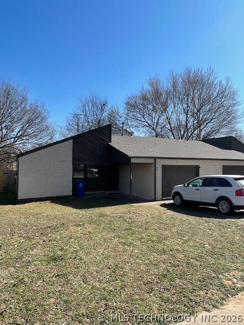 4901 S Hickory Avenue Property Photo 2