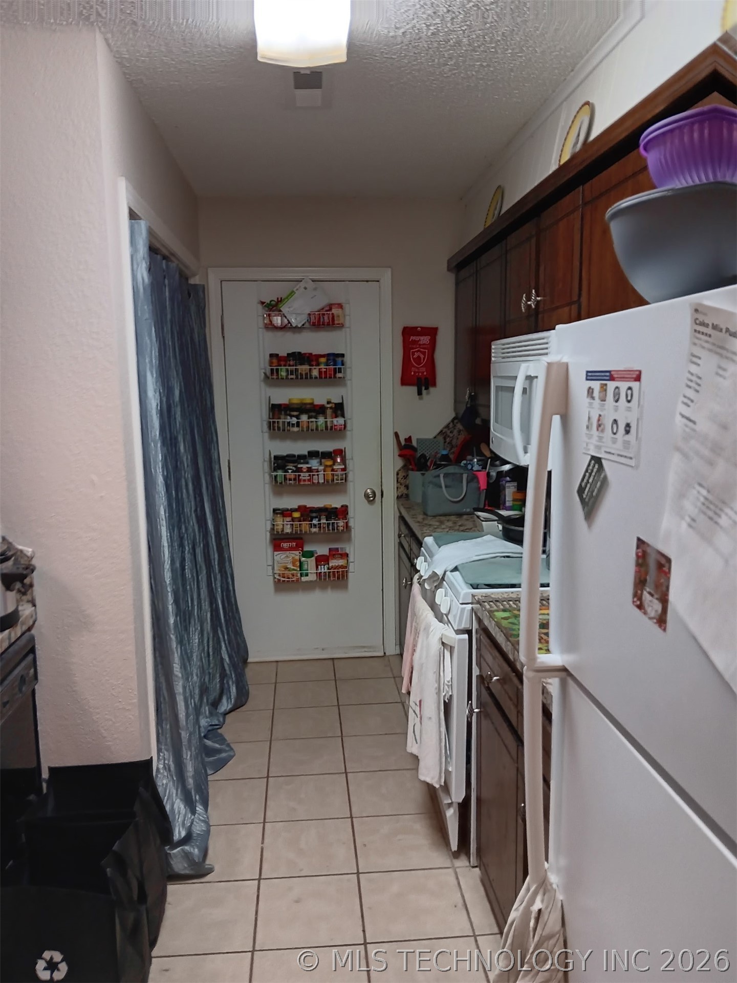 4901 S Hickory Avenue Property Photo 18