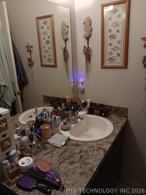 4901 S Hickory Avenue Property Photo 25