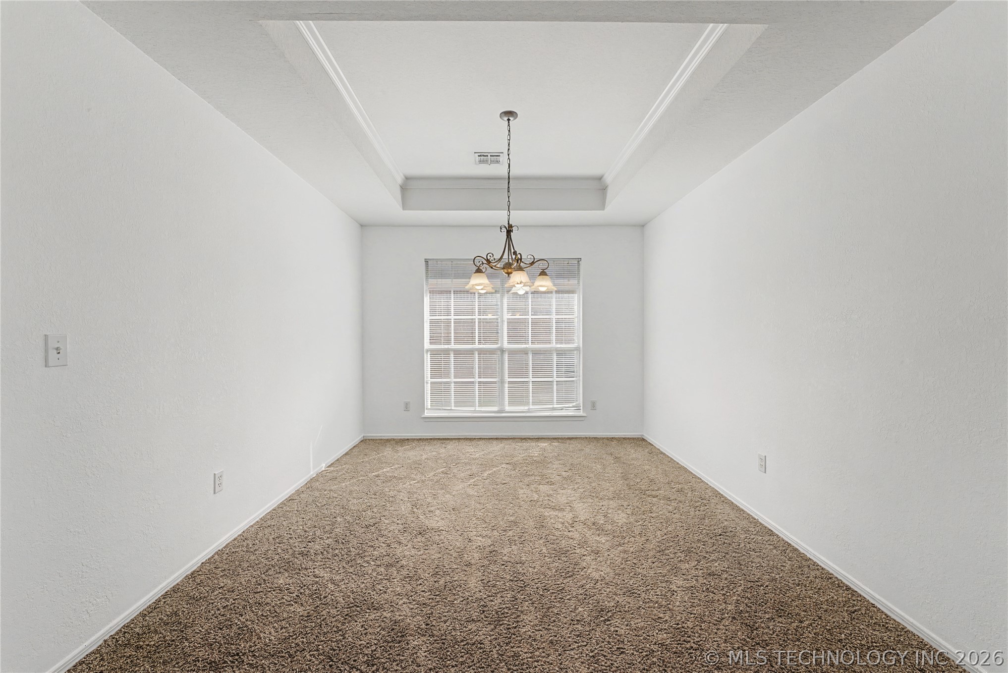 4347 S 200th Avenue E Property Photo 4