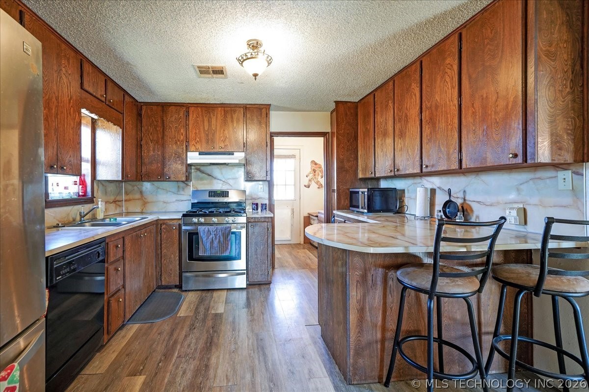 470025 Highway 101 Property Photo 5