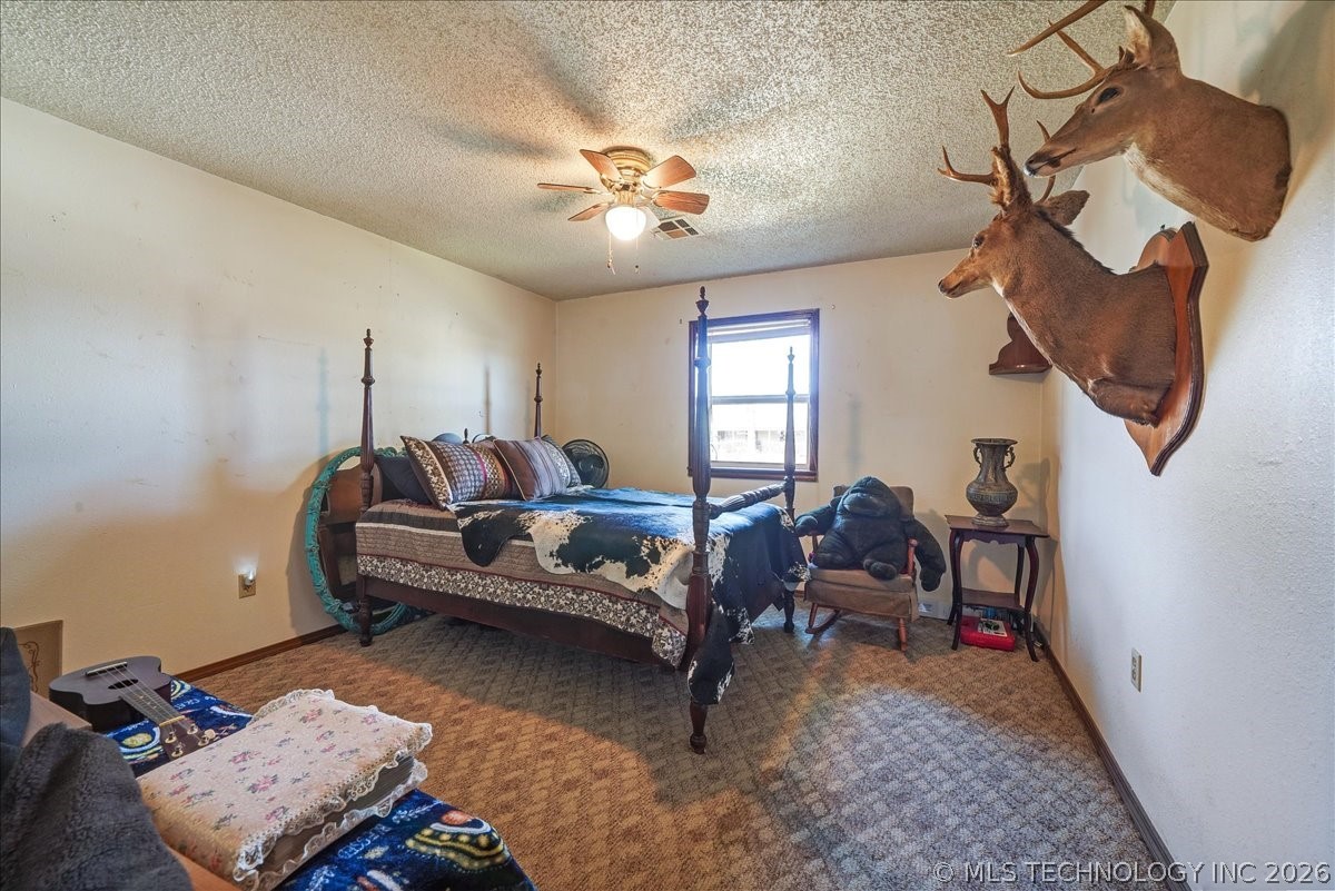 470025 Highway 101 Property Photo 15
