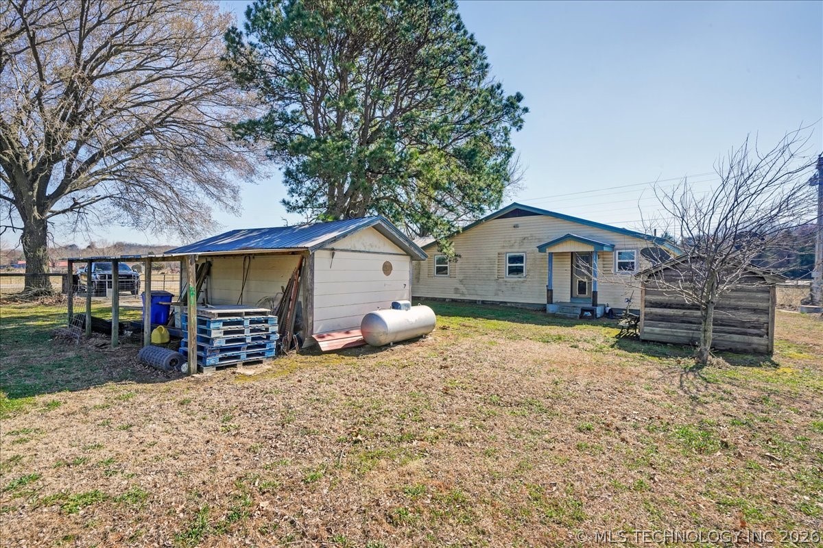 470025 Highway 101 Property Photo 18
