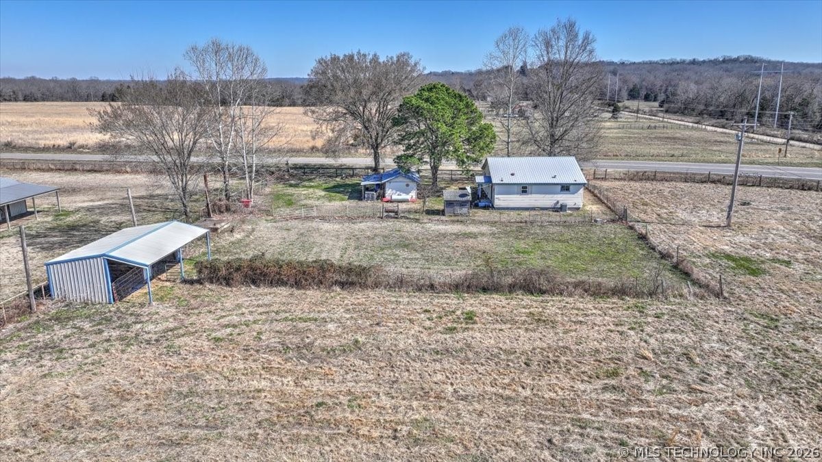 470025 Highway 101 Property Photo 38