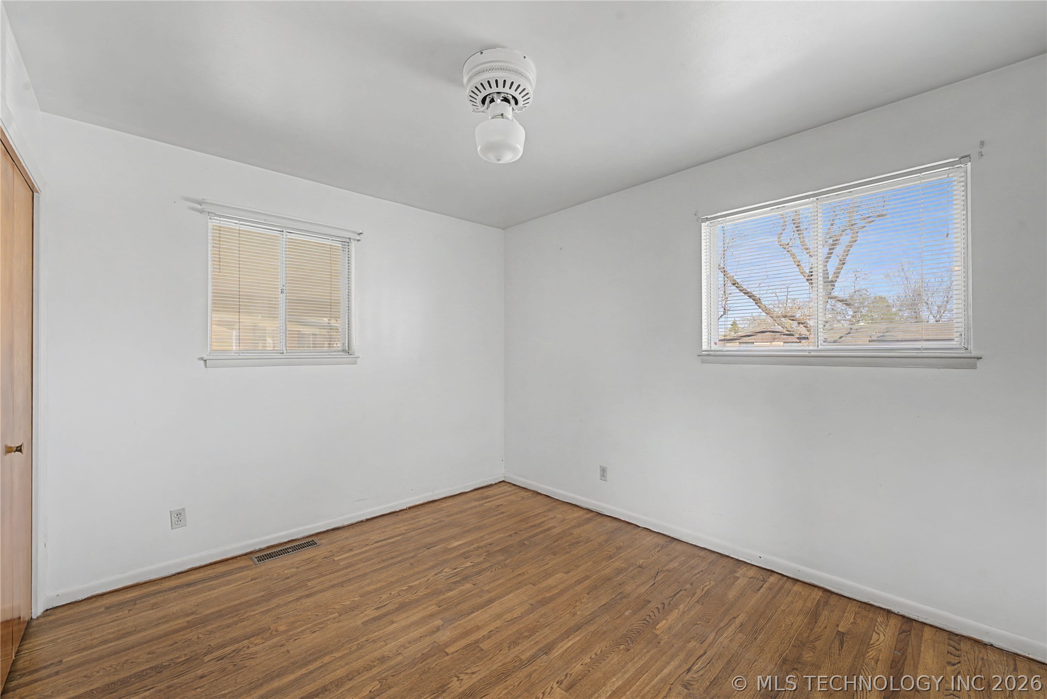 408 E E Street Property Photo 12