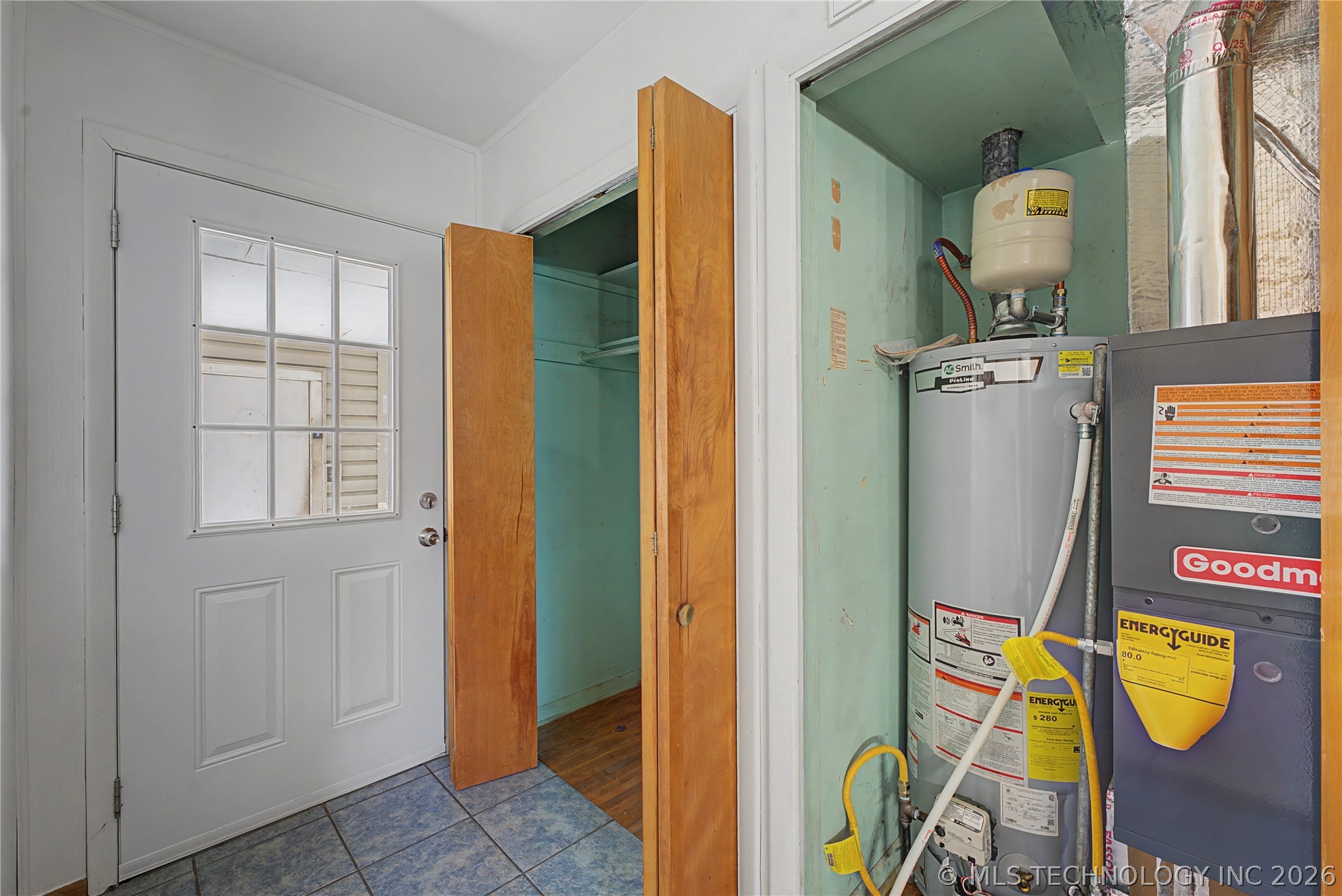 408 E E Street Property Photo 26