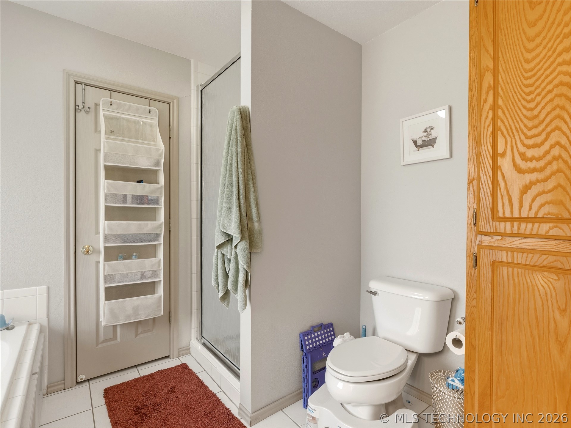 120 Oakwood Property Photo 24