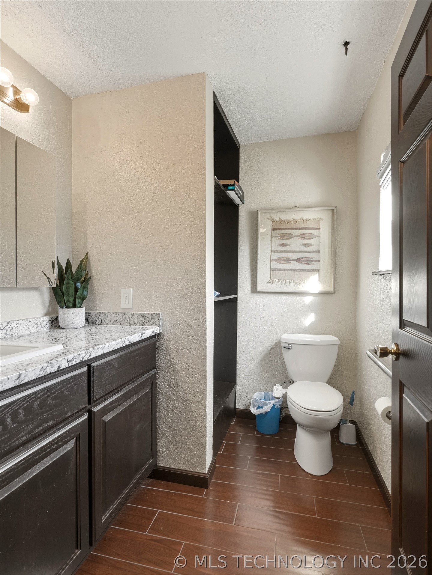 120 Oakwood Property Photo 31
