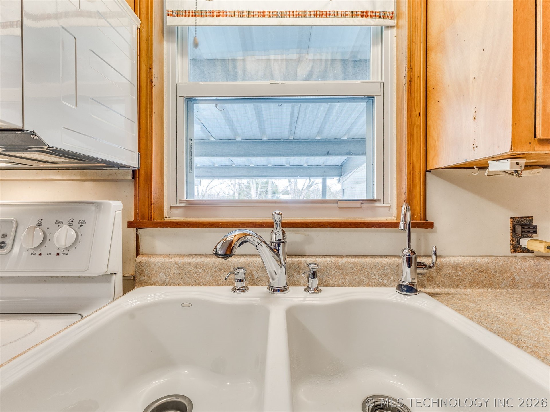 10616 N 20th West Avenue Property Photo 17