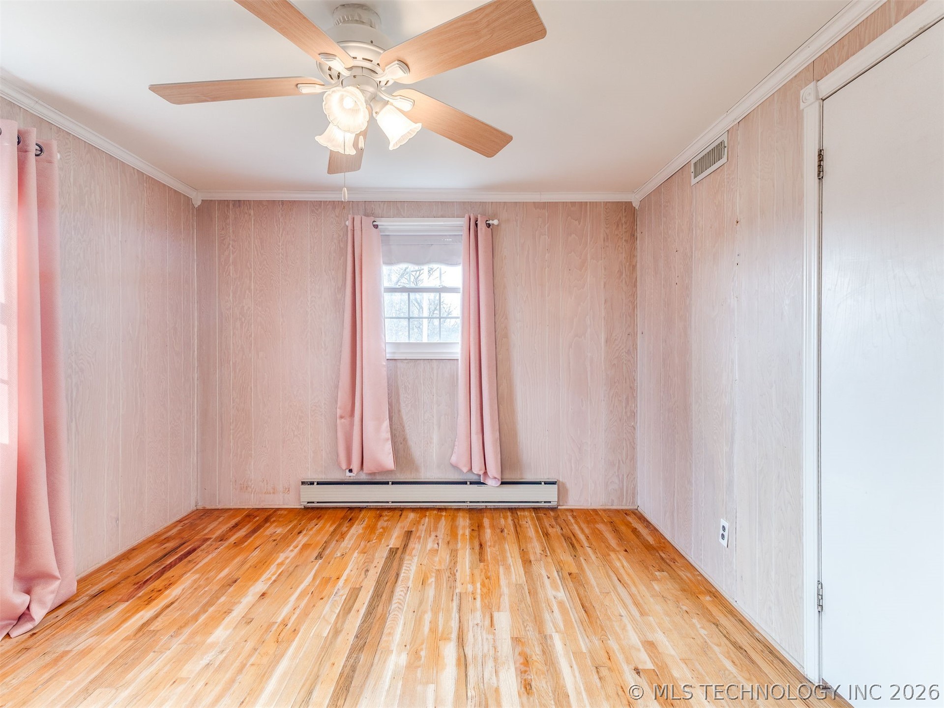 10616 N 20th West Avenue Property Photo 19