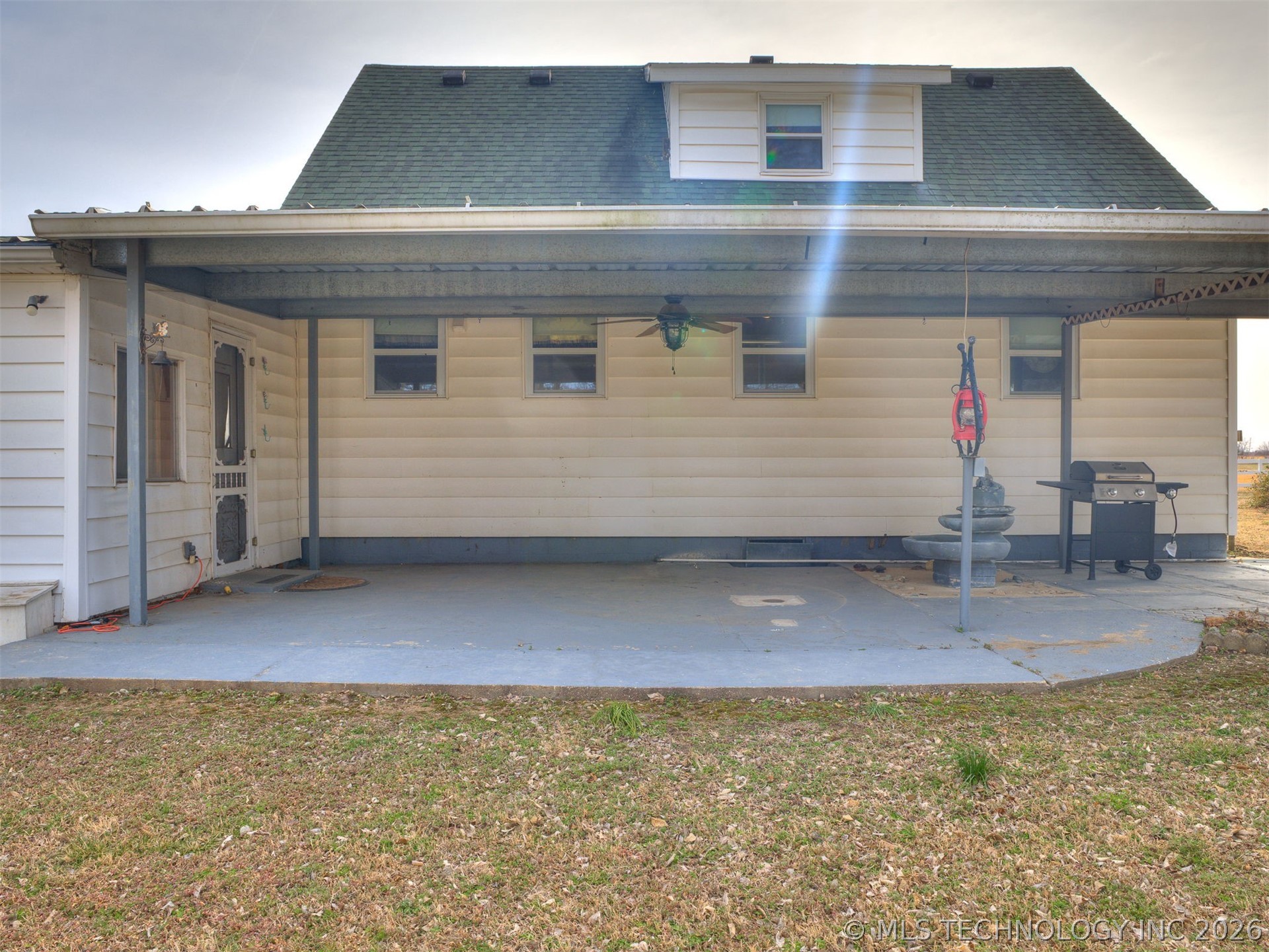 10616 N 20th West Avenue Property Photo 32