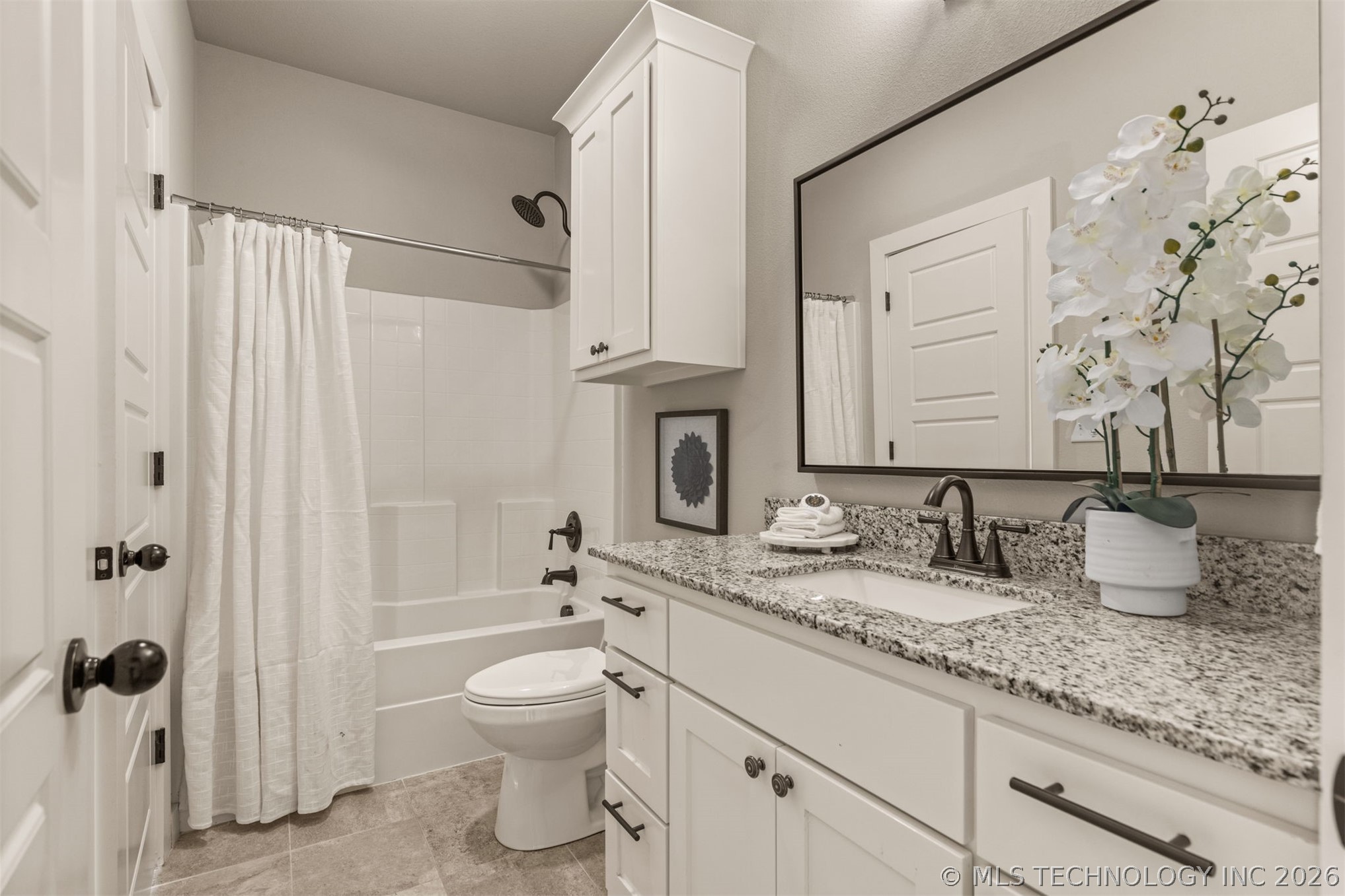 121 S Cedar Avenue Property Photo 15