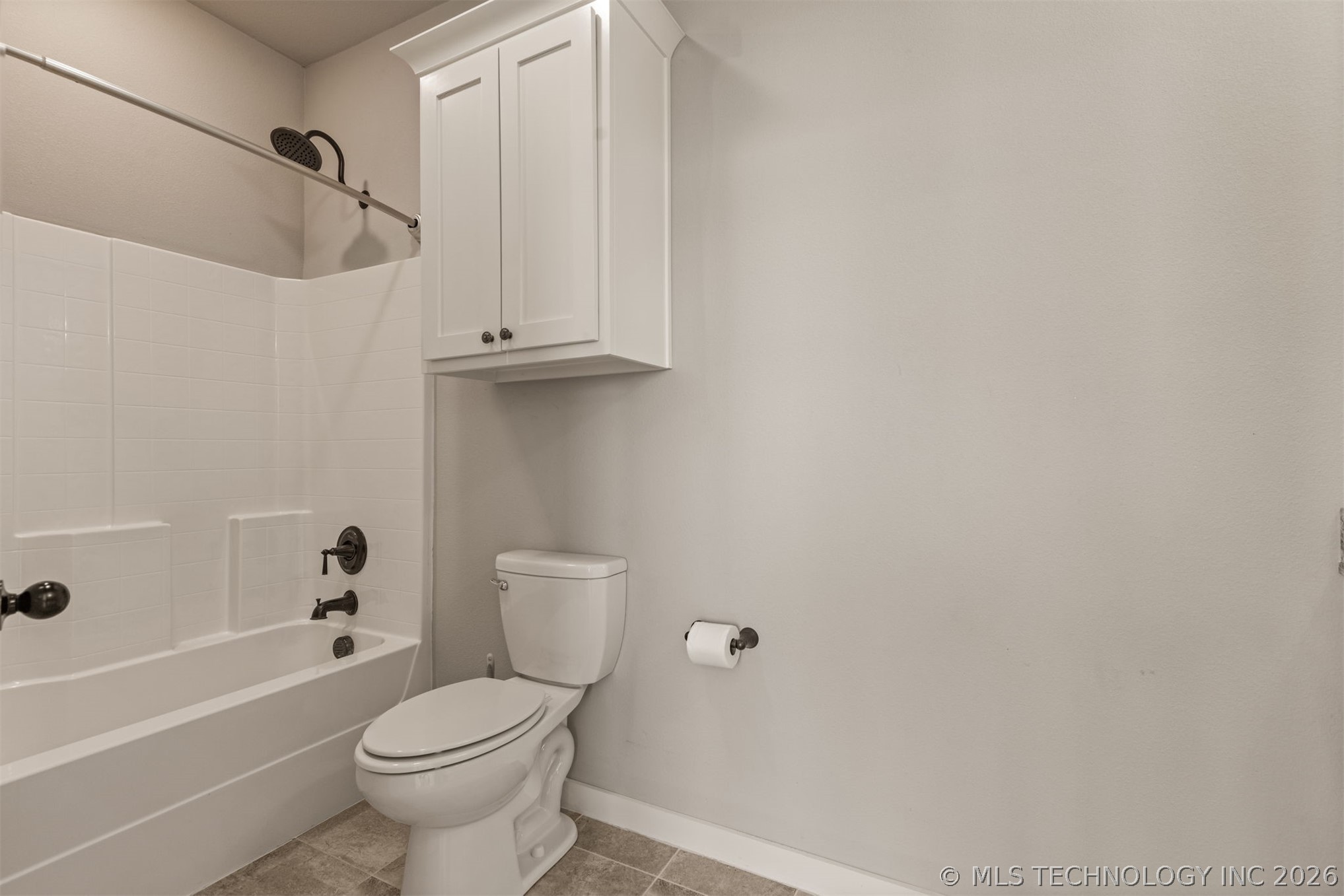 121 S Cedar Avenue Property Photo 19